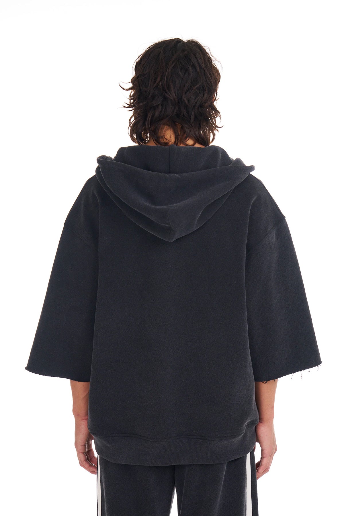 NAHMIAS | LOGO CUT OFF HOODIE