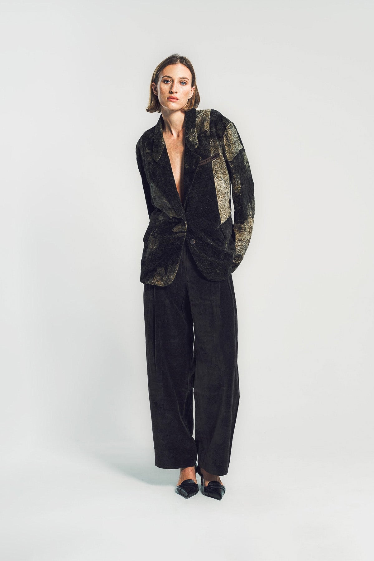 ジャケット・アウター ZIGGY CHEN VELVETEEN BLAZER & TROUSERS ジャケット・アウター Ziggy Chen 入荷情報] ZIGGY CHEN (ジギーチェン