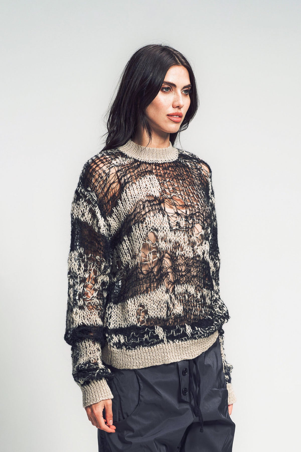 PAULA CANOVAS DEL VAS | WRECK JUMPER