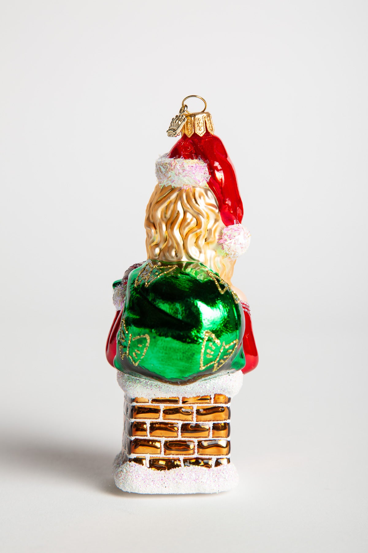 MAXFIELD PRIVATE COLLECTION | DOLLY DELIVERS ORNAMENT