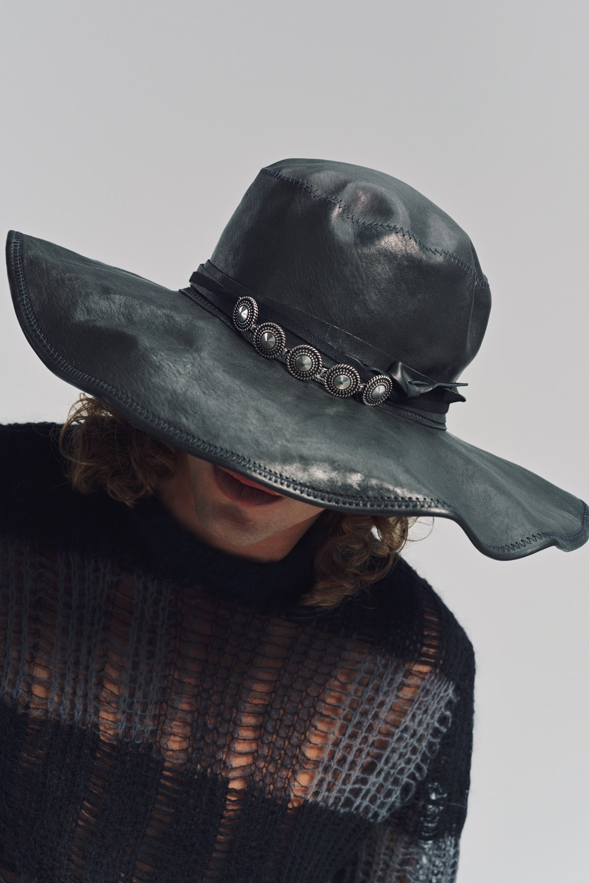 ANN DEMEULEMEESTER | TIAS LARGE LEATHER HAT WITH STUDS