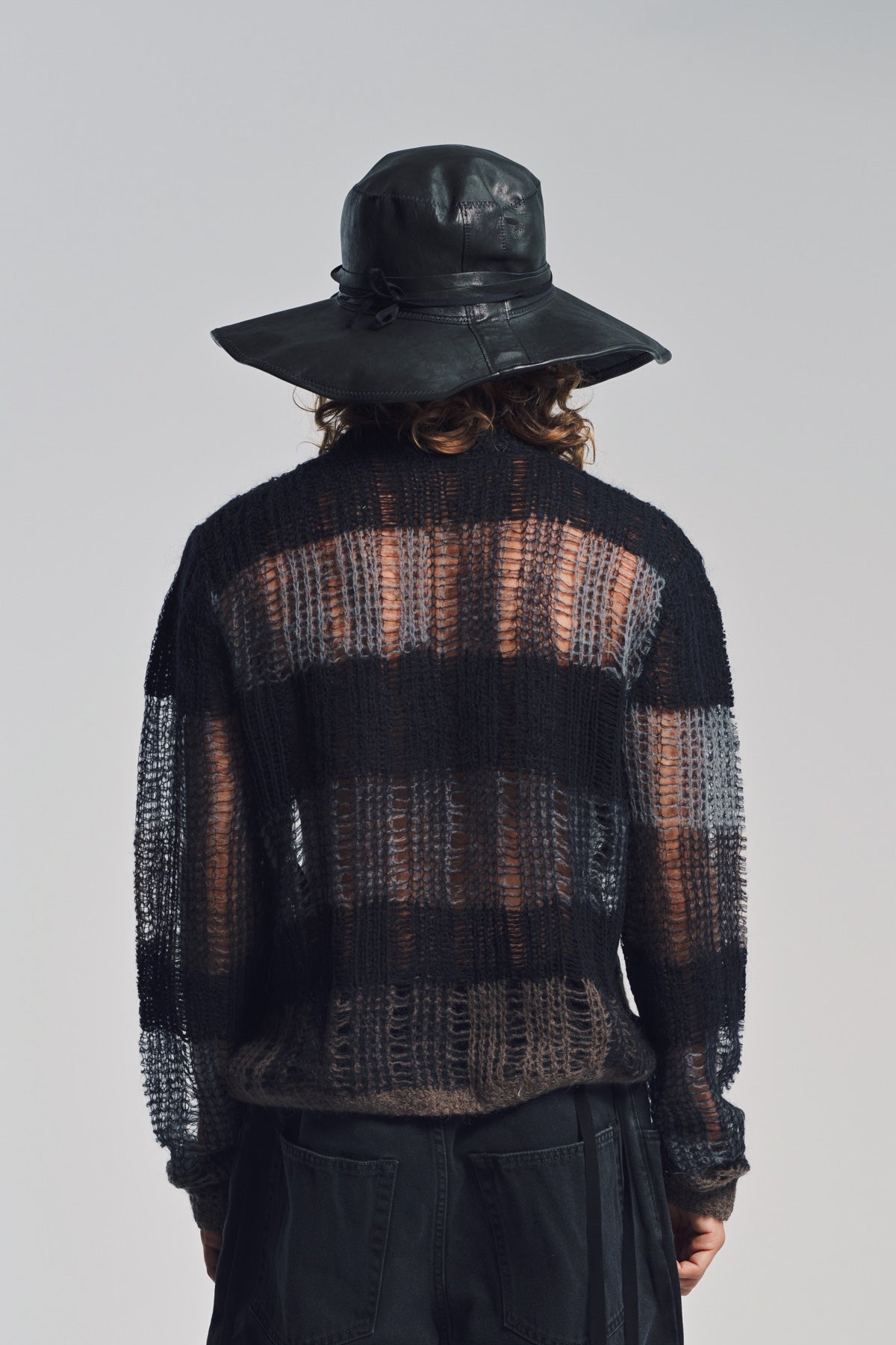 ANN DEMEULEMEESTER | TIAS LARGE LEATHER HAT WITH STUDS