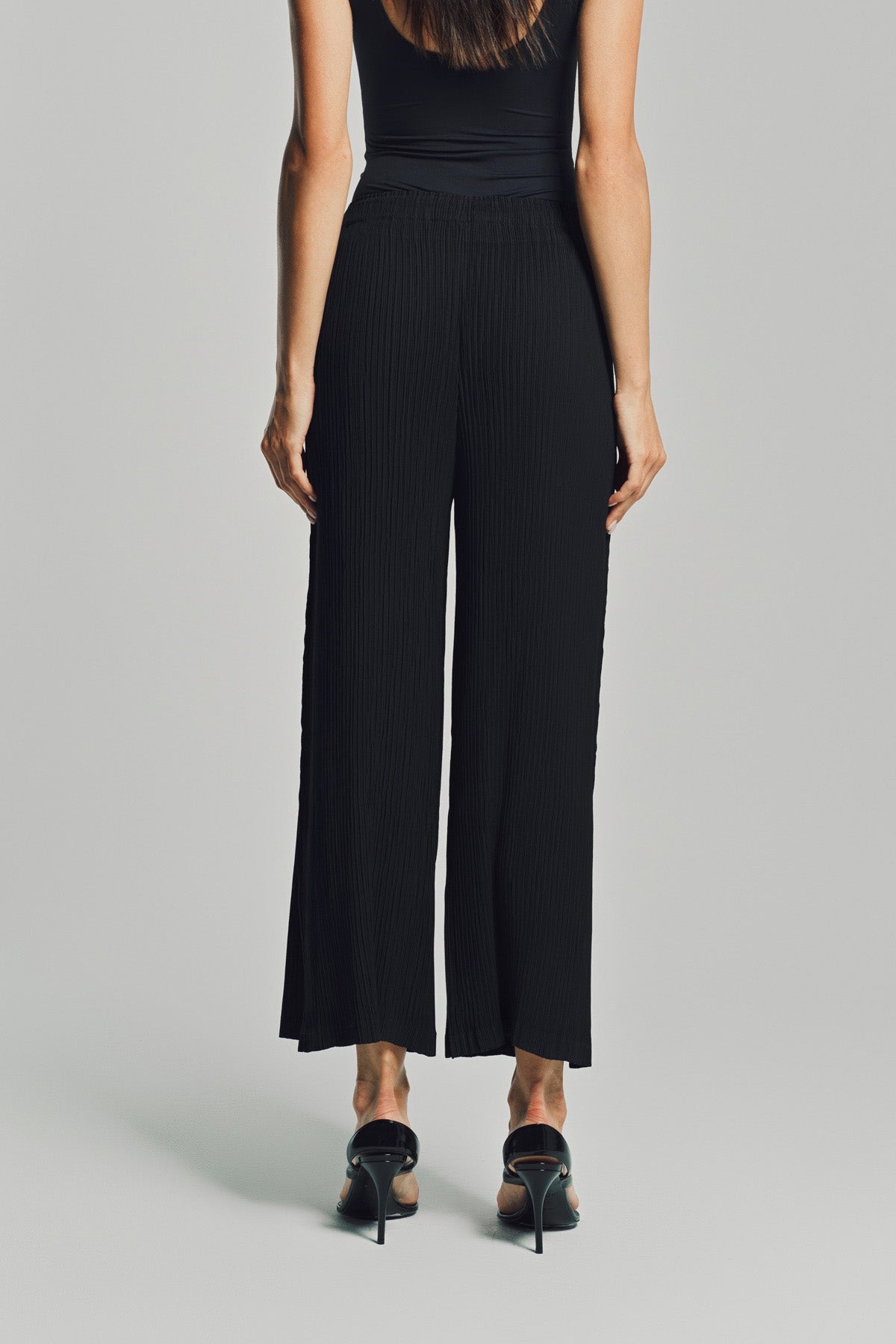 ISSEY MIYAKE | HATCHTING PANTS