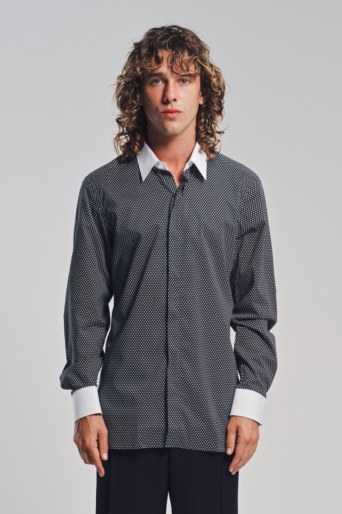 TOM FORD | DIAMOND PRINT COTTON CLASSIC FIT SHIRT