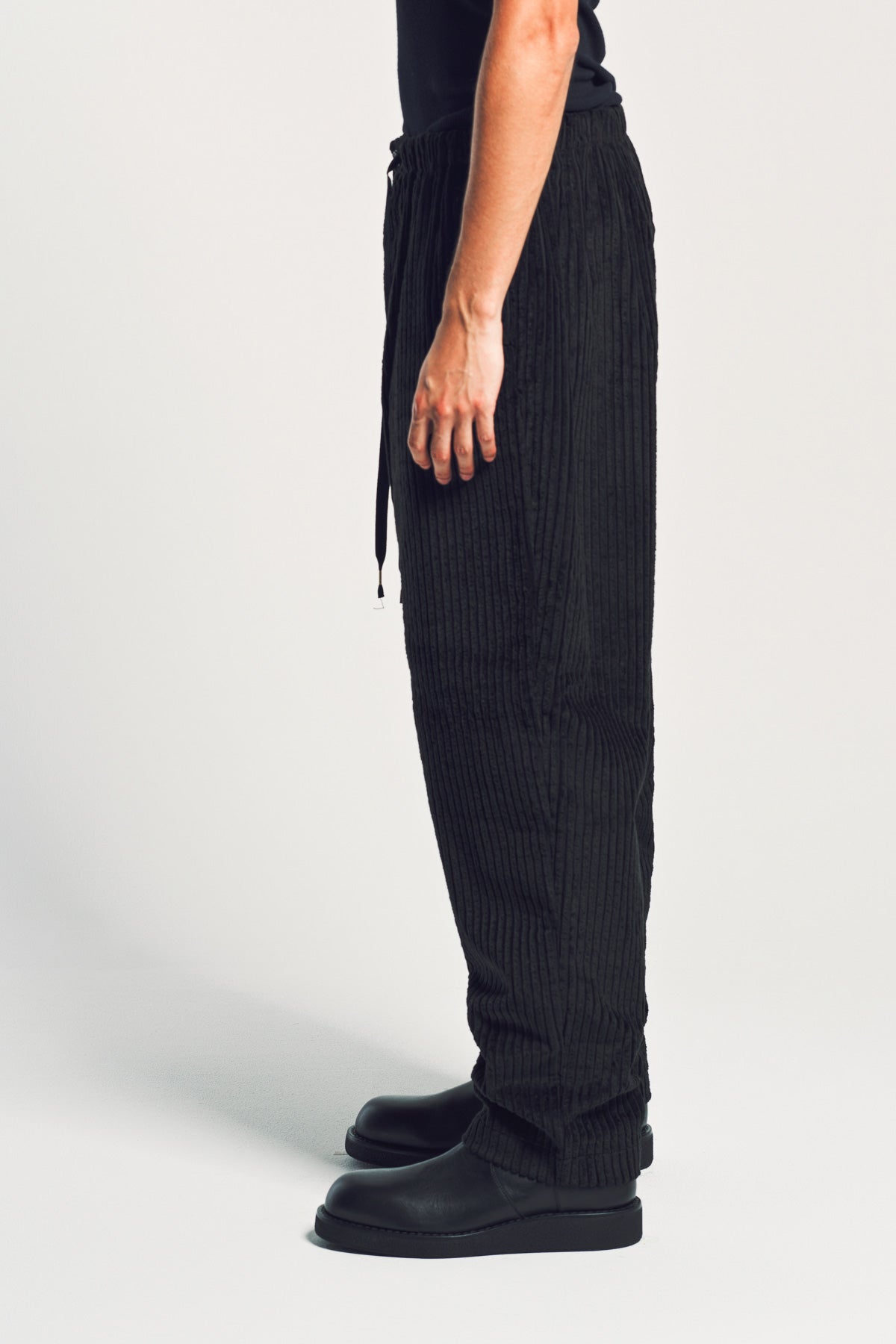 INDIVIDUAL SENTIMENTS | EASY WIDE PANTS