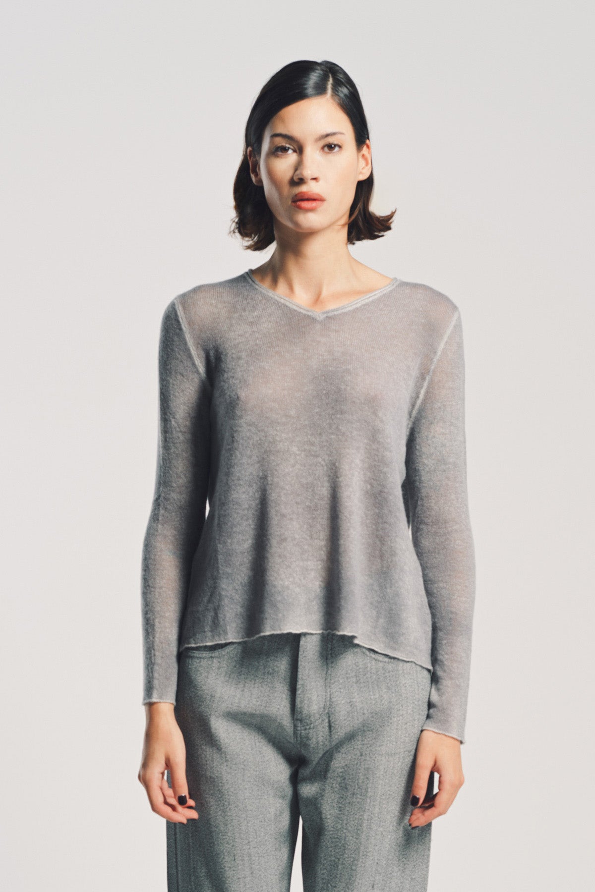 AVANT TOI | PAINTED V-NECK SWEATER