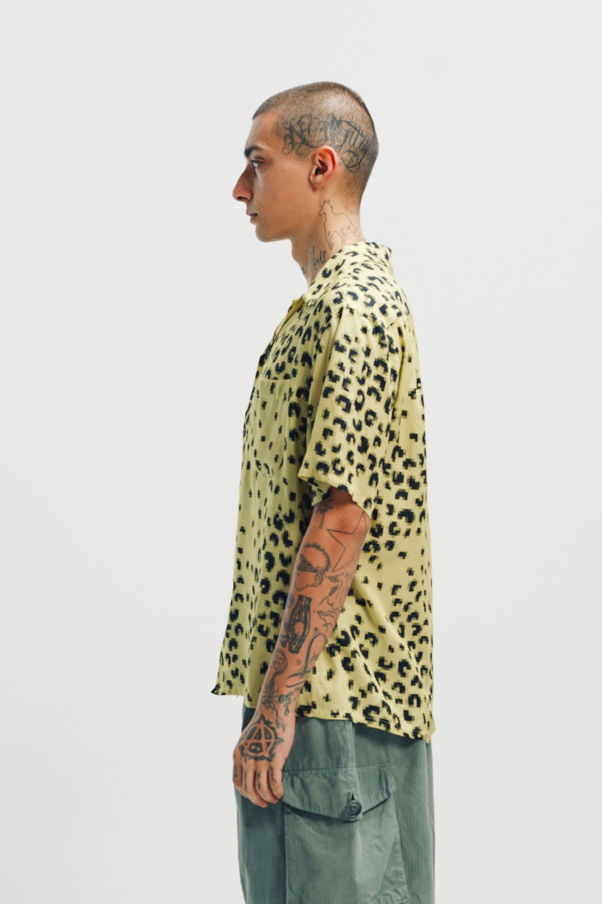 MAISON MARGIELA | PIXEL LEOPARD SHORT SLEEVE SHIRT