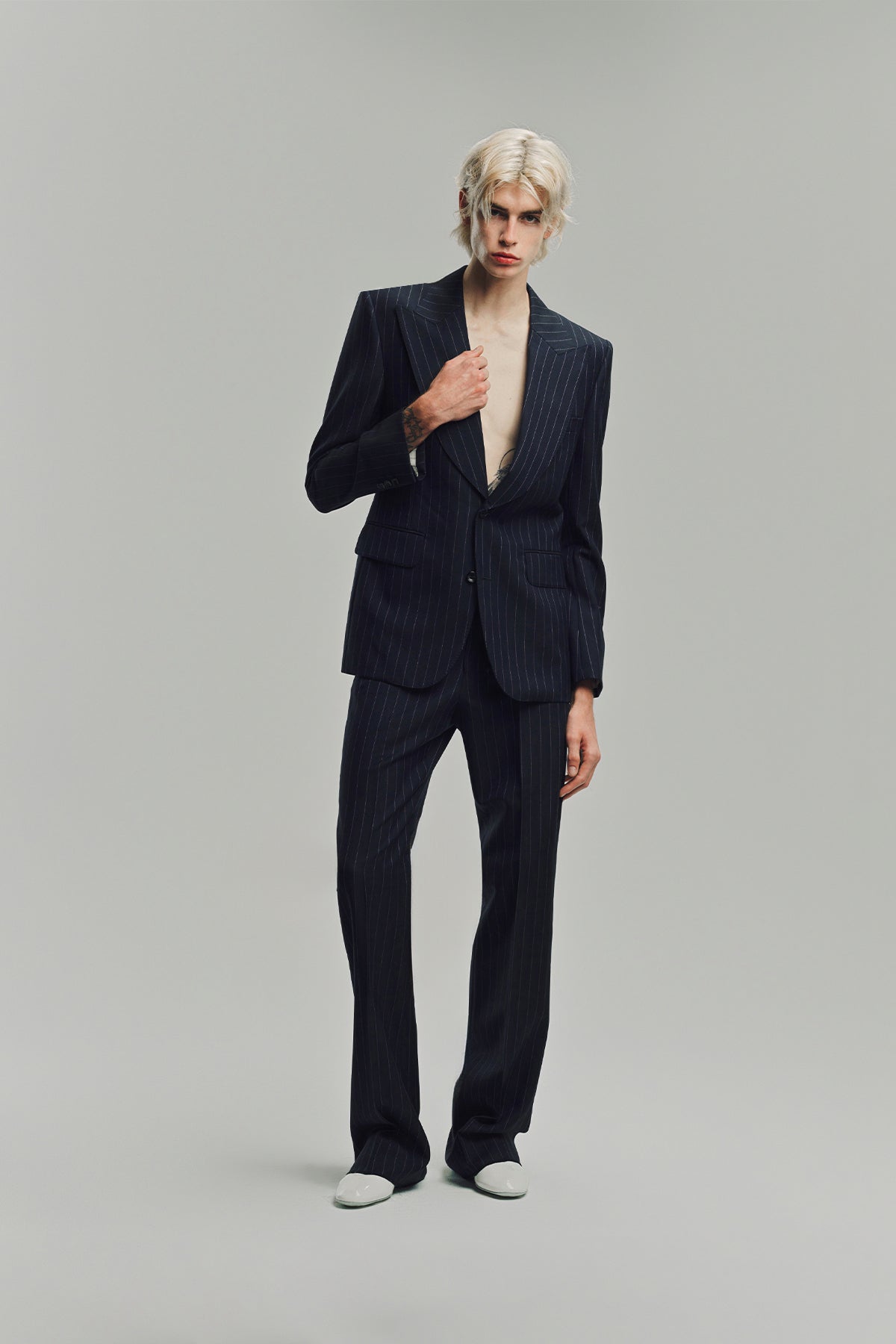 KYOSUKE KUNIMOTO | NAVY NOTCHED LAPEL JACKET