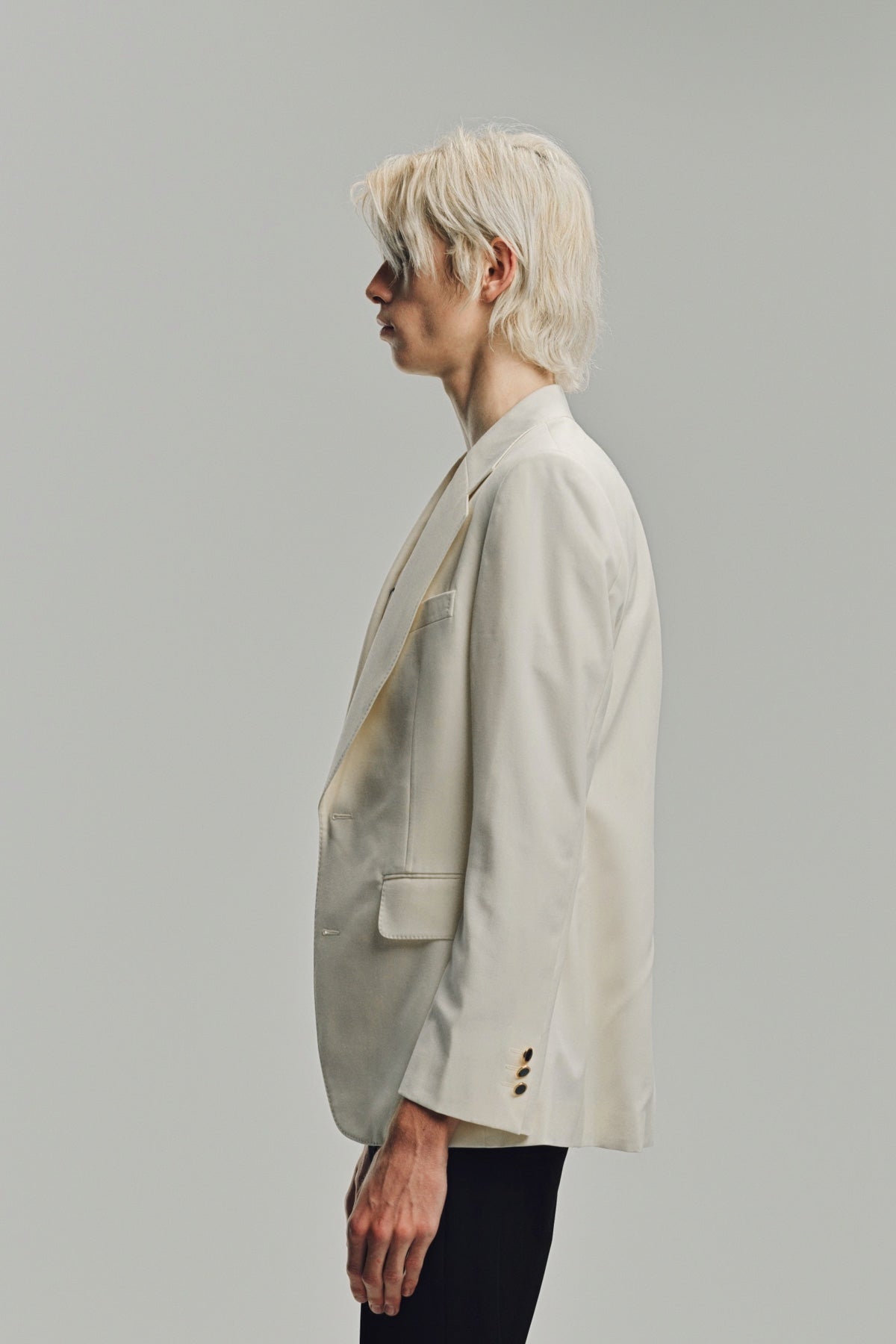 KYOSUKE KUNIMOTO | IVORY NOTCH LAPEL JACKET