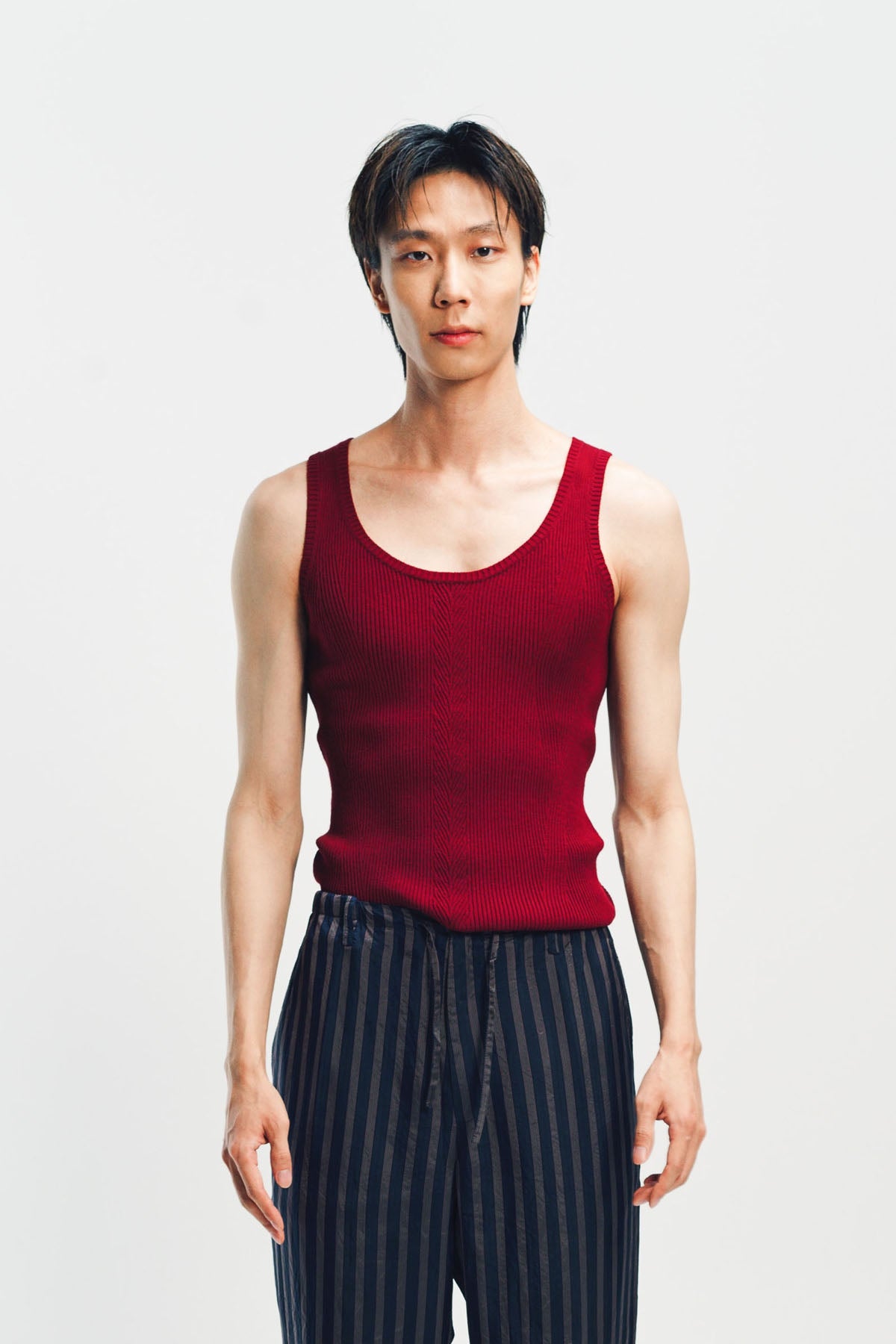 DRIES VAN NOTEN ラメタンクトップ　S Dries Van Noten College Embellished Plunging Tank Top | Neiman Marcus