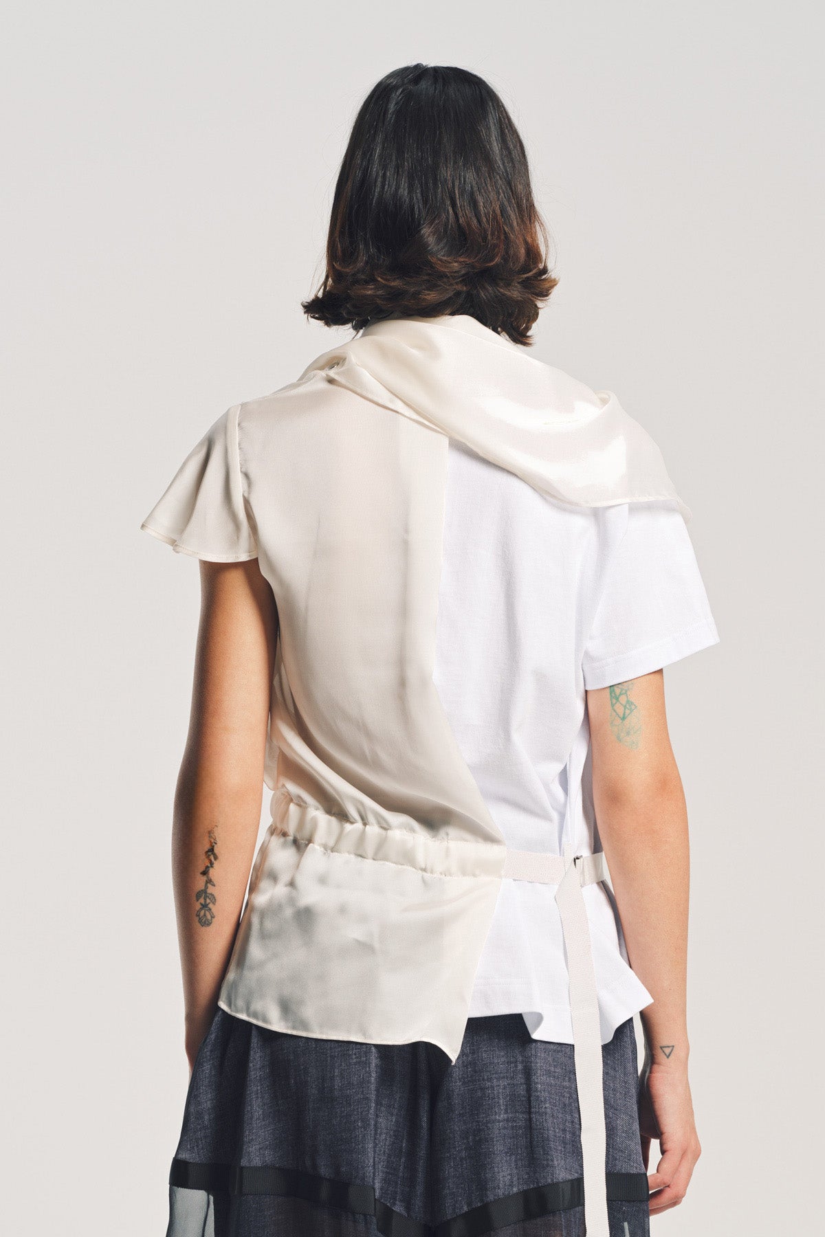 SACAI | SATIN COTTON T-SHIRT