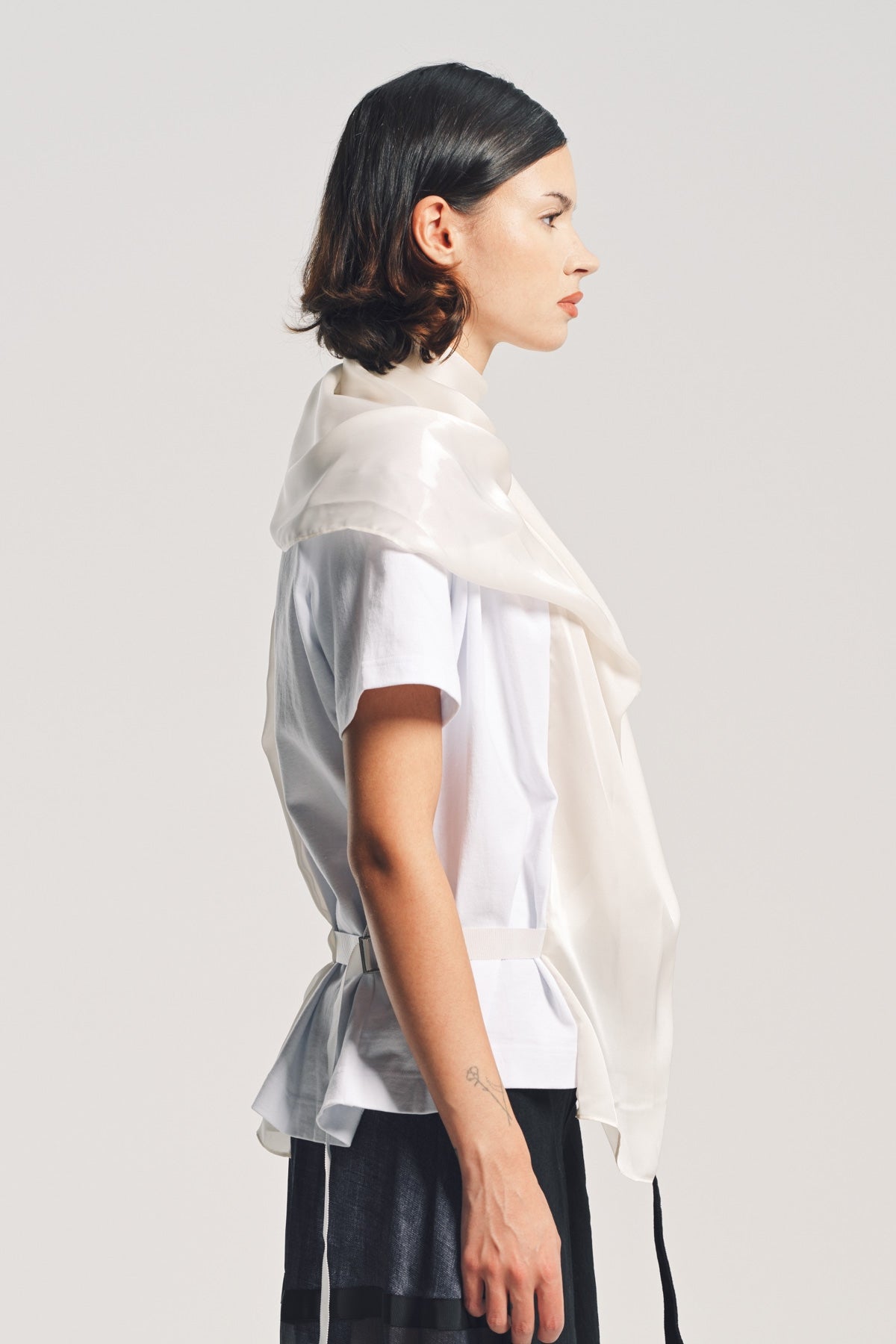 SACAI | SATIN COTTON T-SHIRT