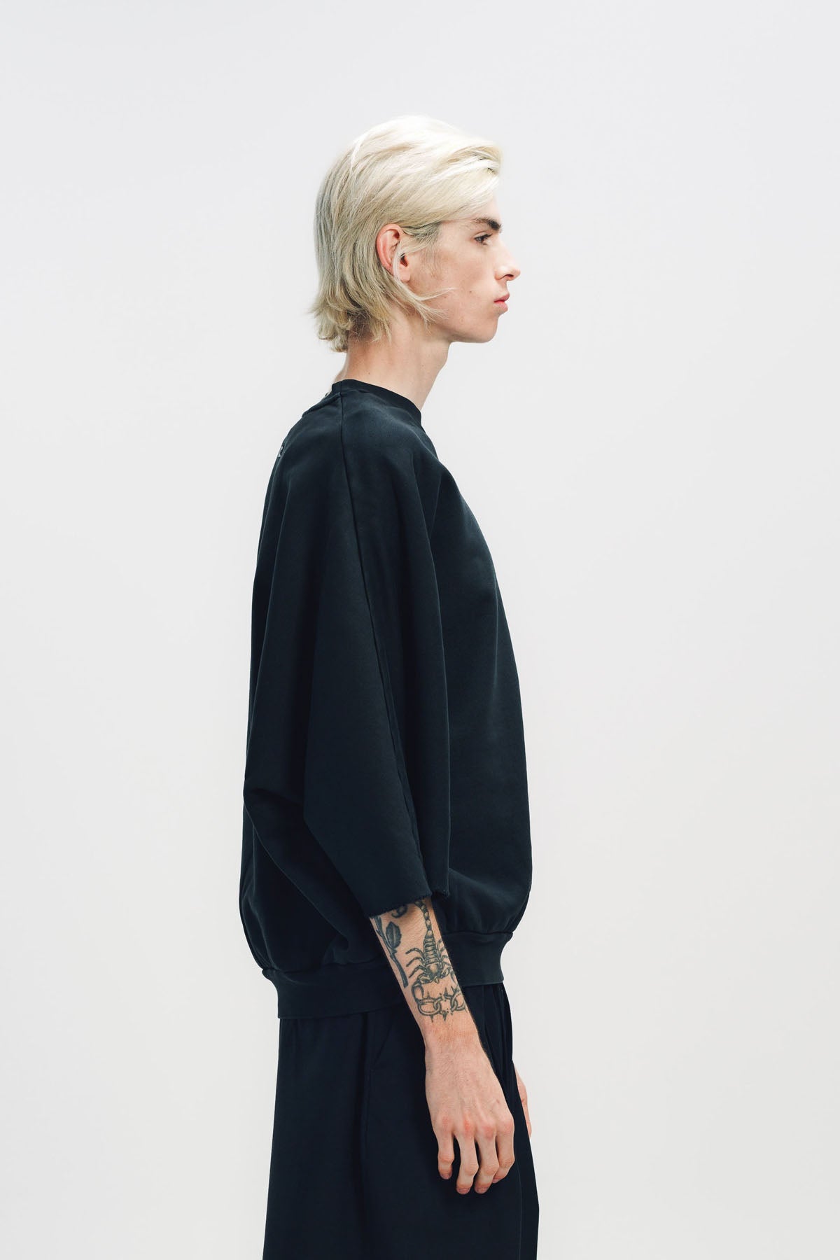 FEAR OF GOD | CUT SLEEVE SWEATSHIRT