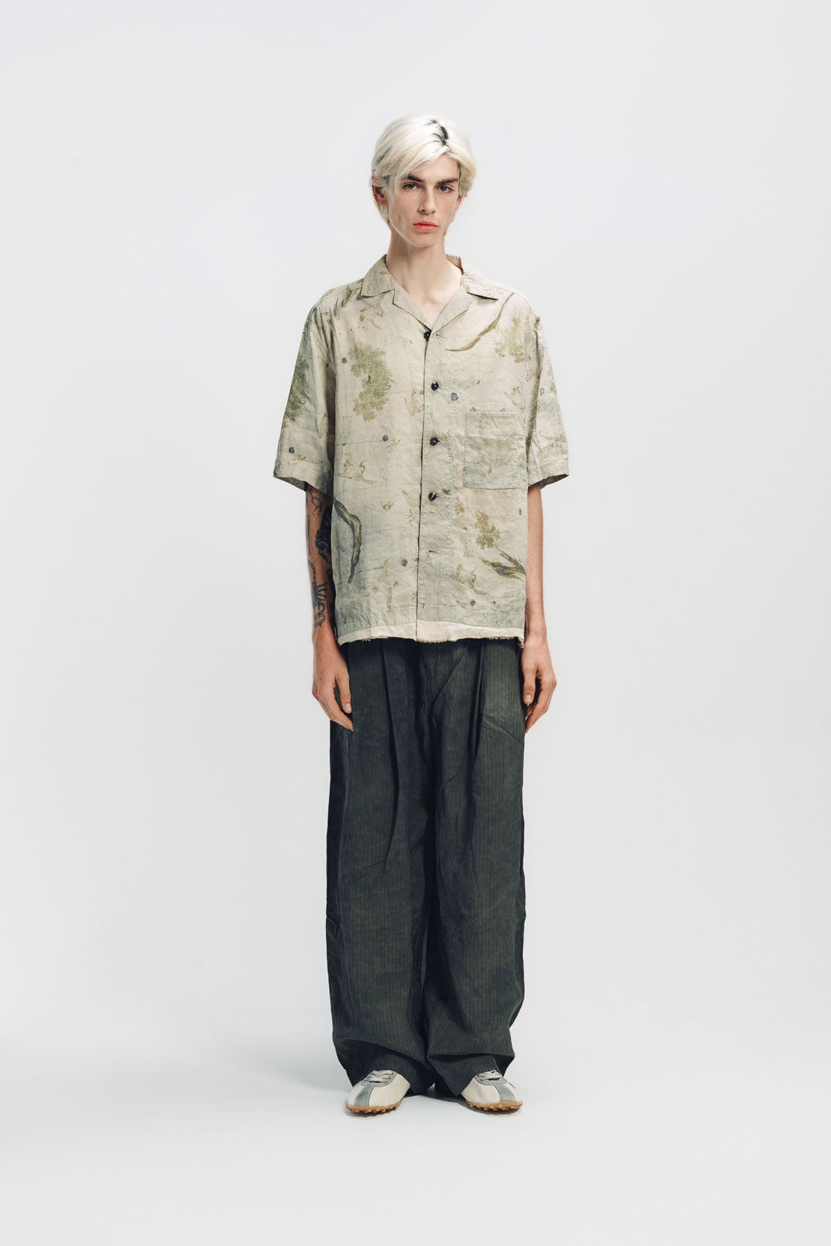 ZIGGY CHEN | DROP CROTCH PLEATED TROUSERS