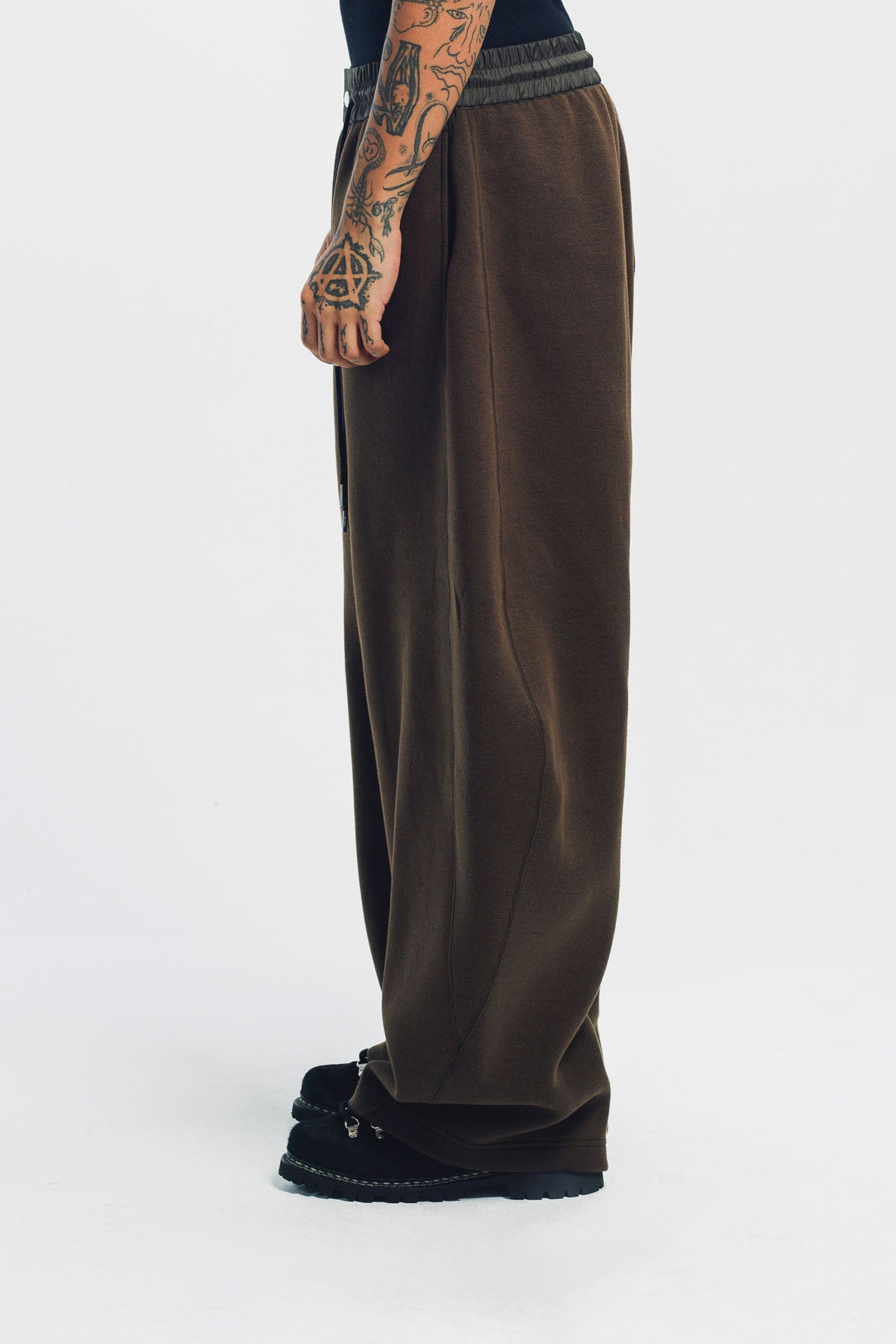 SACAI | SPONGE SWEATPANTS