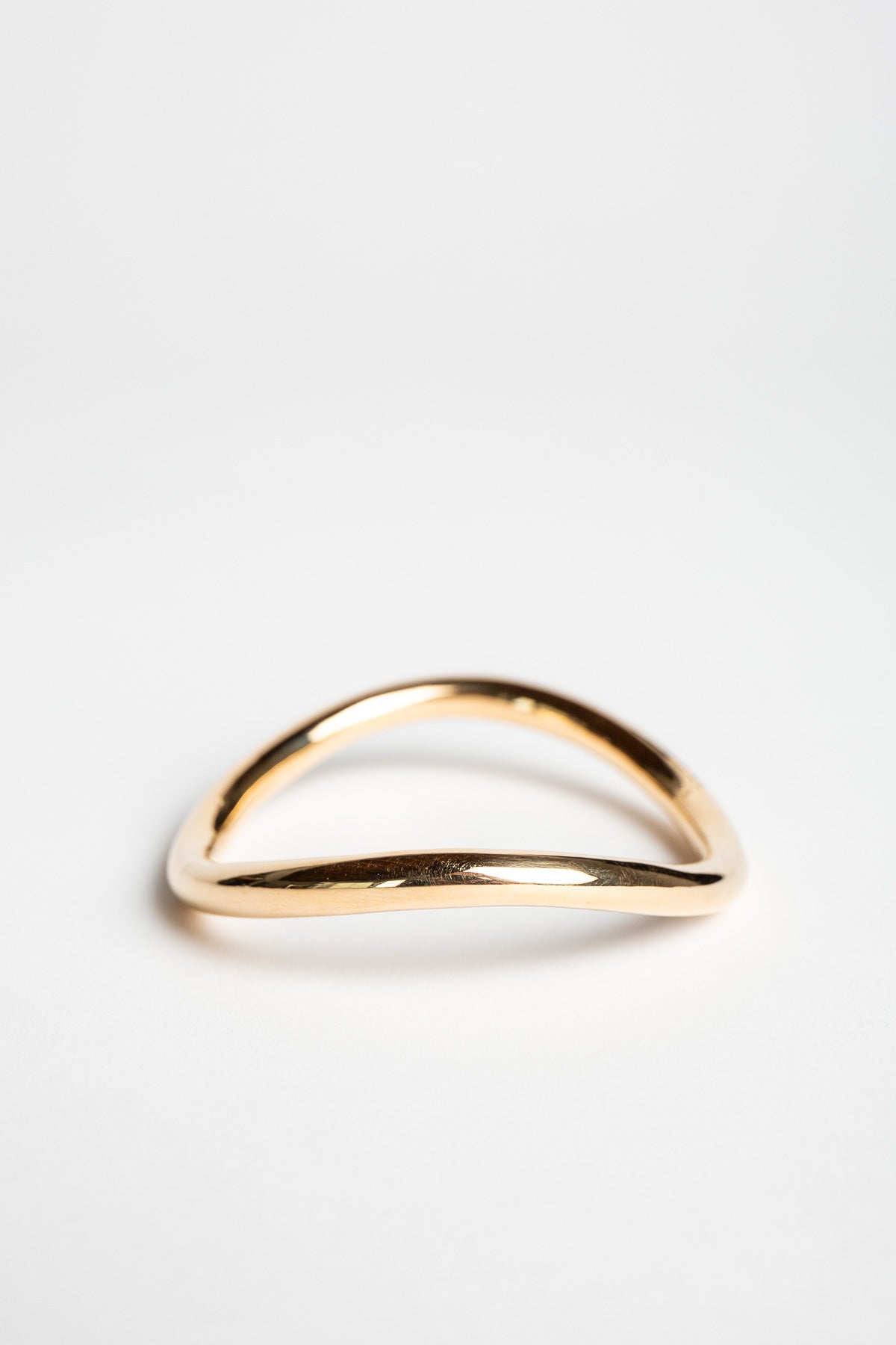 ADI HANDMADE | YELLOW GOLD ASYMMETRICAL BRACELET
