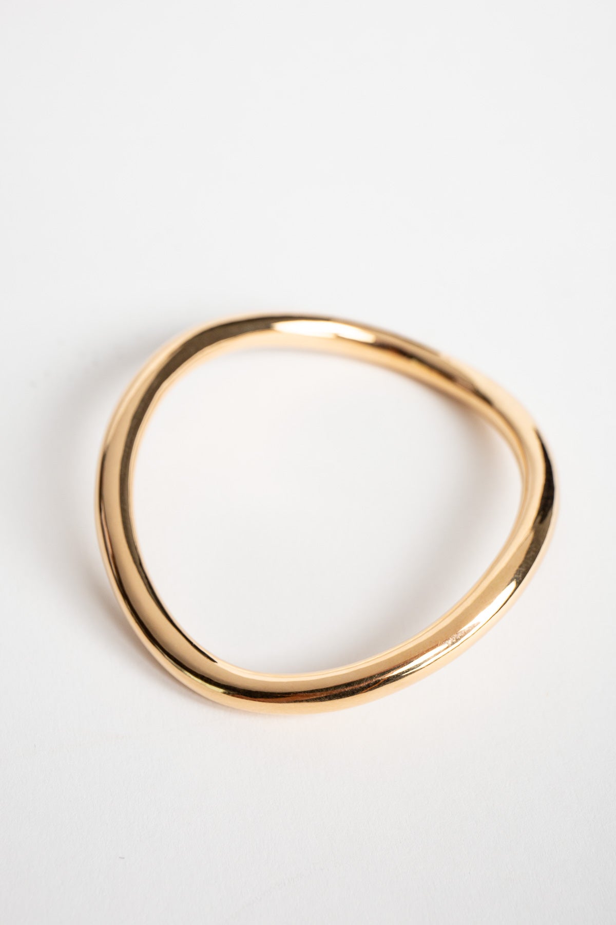 ADI HANDMADE | YELLOW GOLD ASYMMETRICAL BRACELET