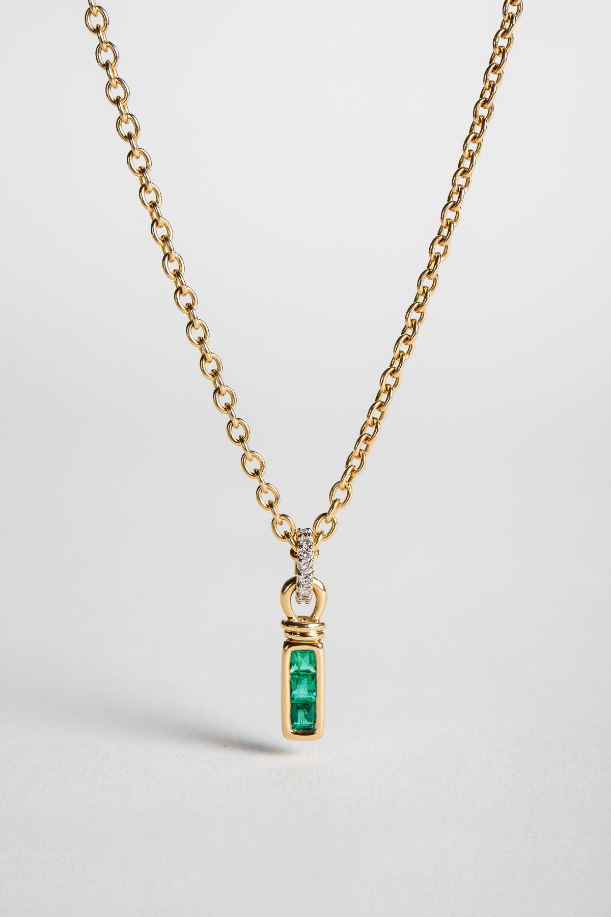 ADI HANDMADE | YELLOW GOLD, DIAMOND, AND EMERALD NECKLACE