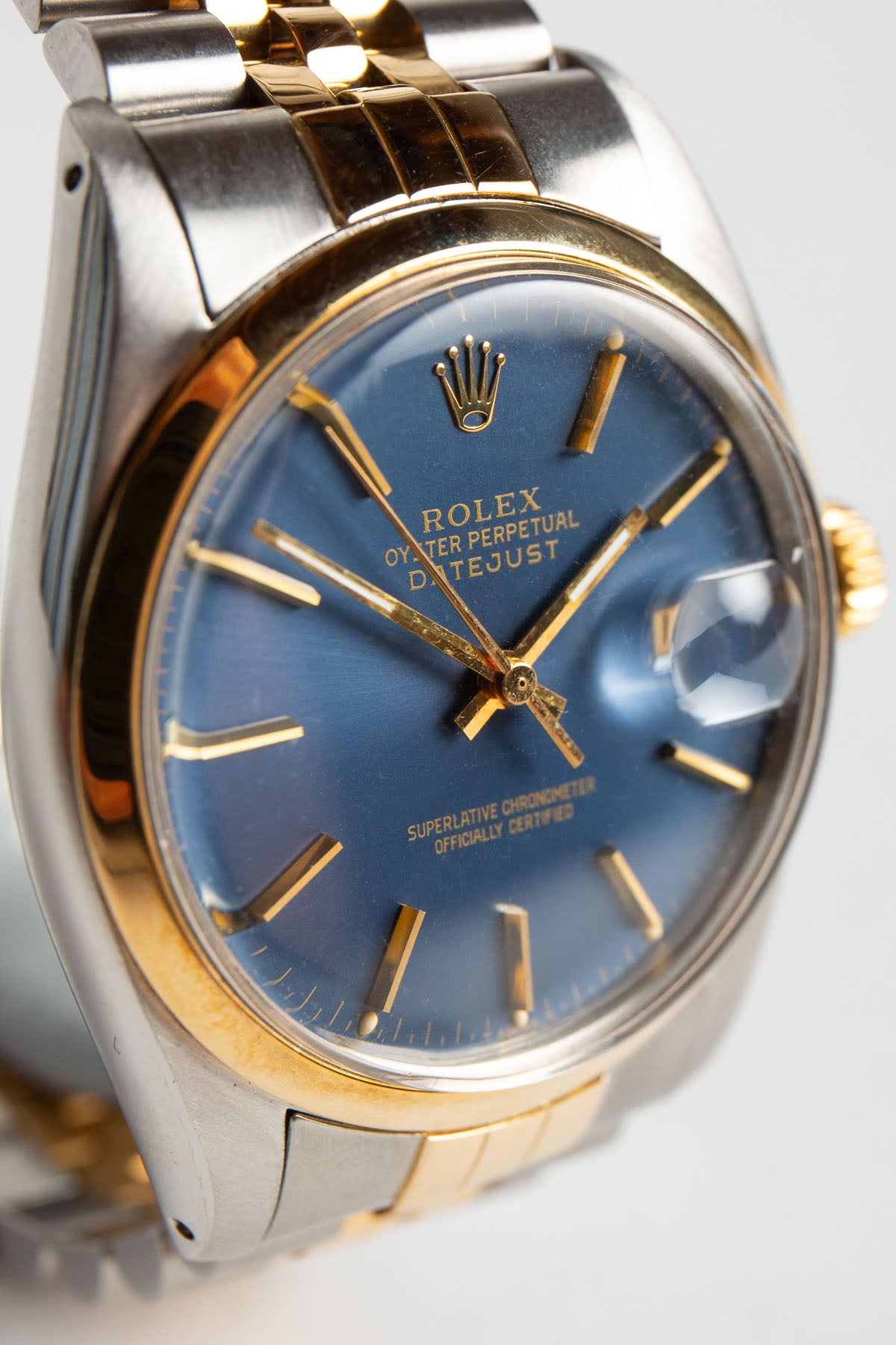 ROLEX | VINTAGE 18K YELLOW GOLD AND STEEL ROLEX DATEJUST WATCH