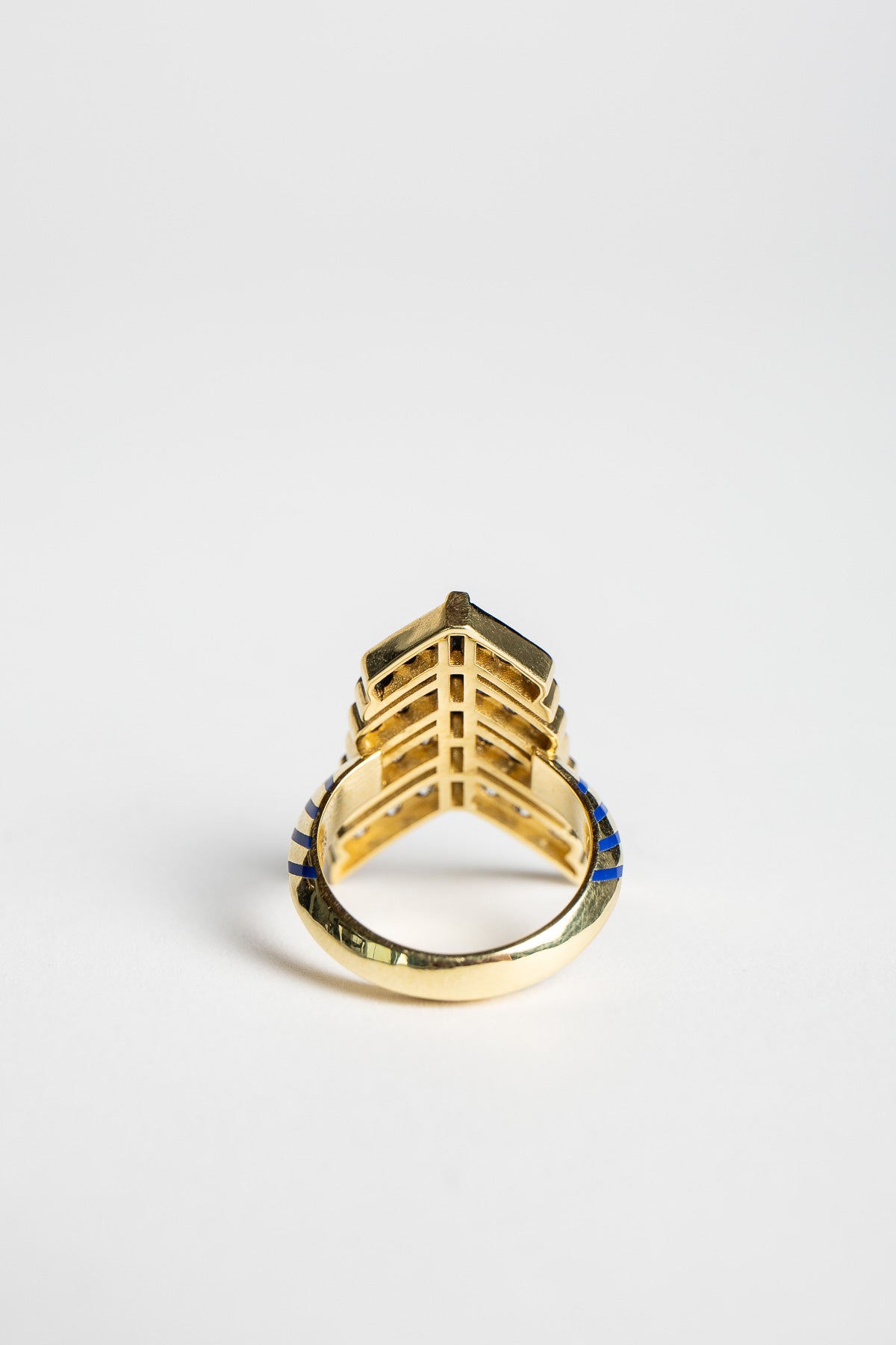 CIRCA 1700 | LOVE AND STRENGTH VICTORY RING