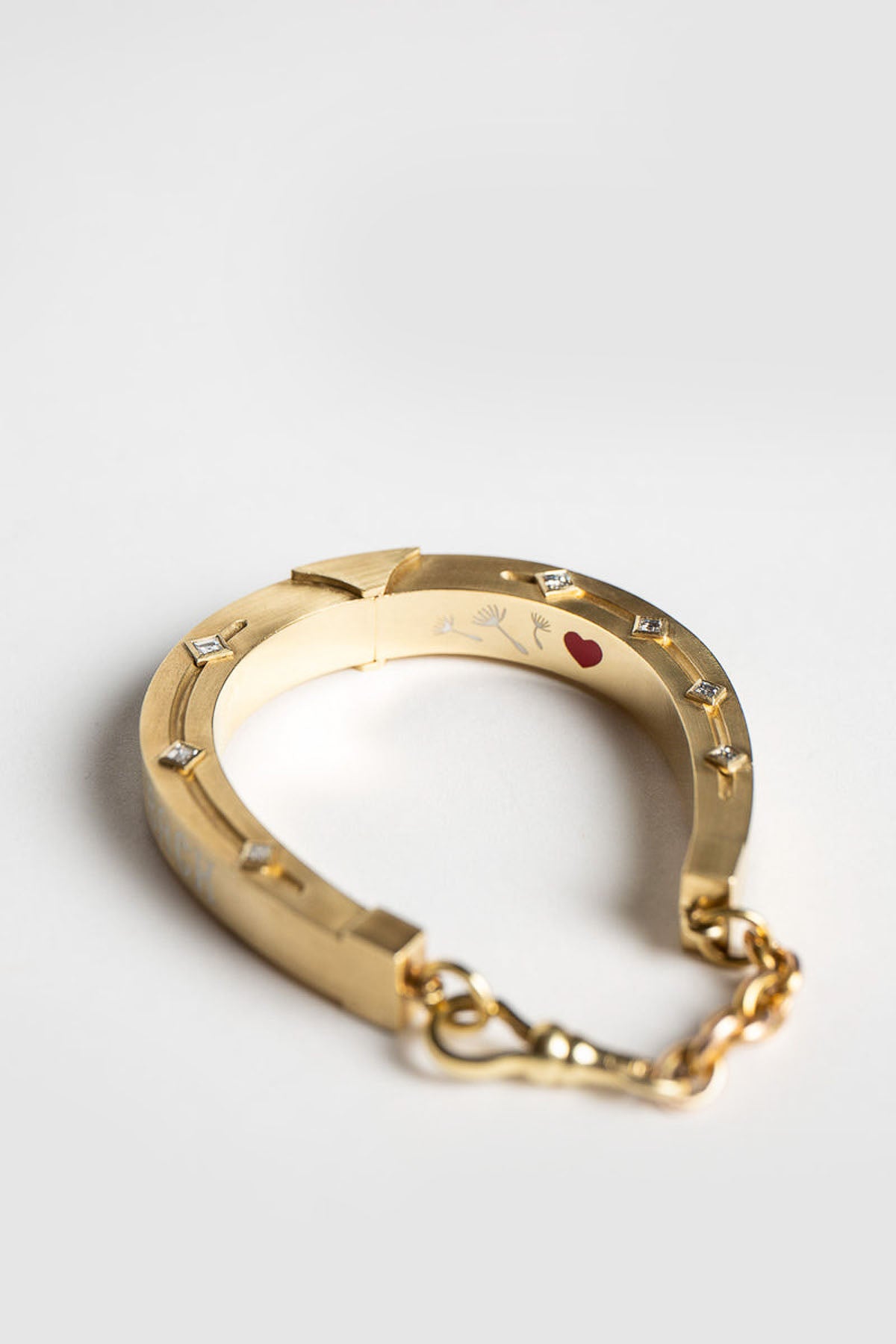 CIRCA 1700 | LOVE AND LUCK HORSESHOE CUFF BRACELET