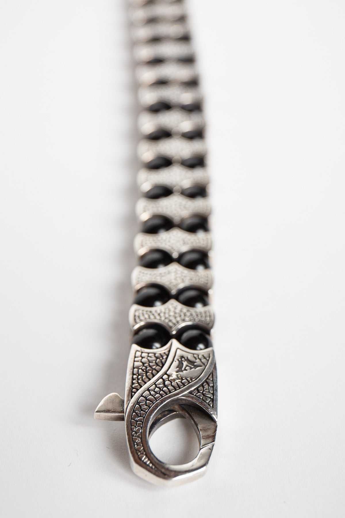 STEPHEN WEBSTER | RAYMAN ONYX BRACELET