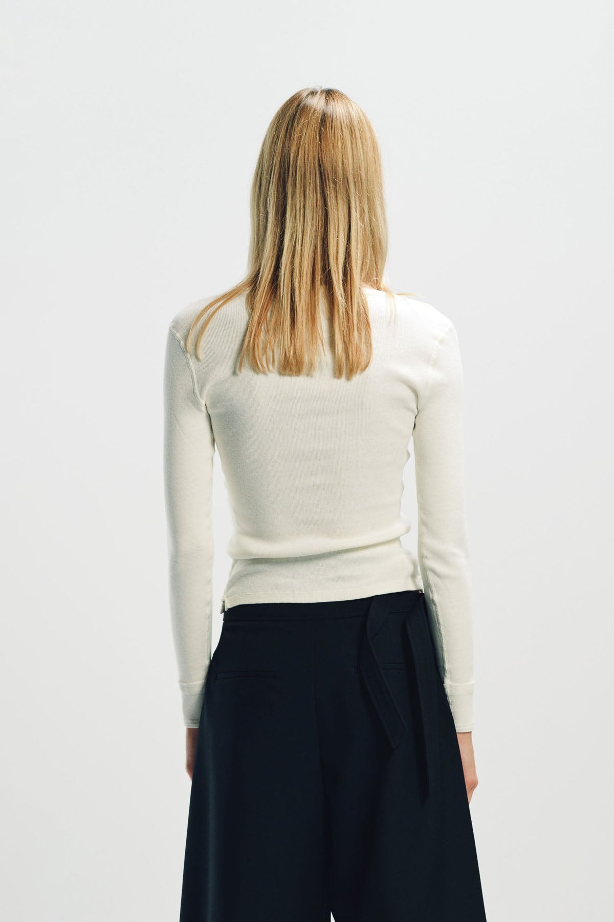 CHLOÉ | SCOOP-NECK HENLERY SHIRT IN COTTON JERSEY