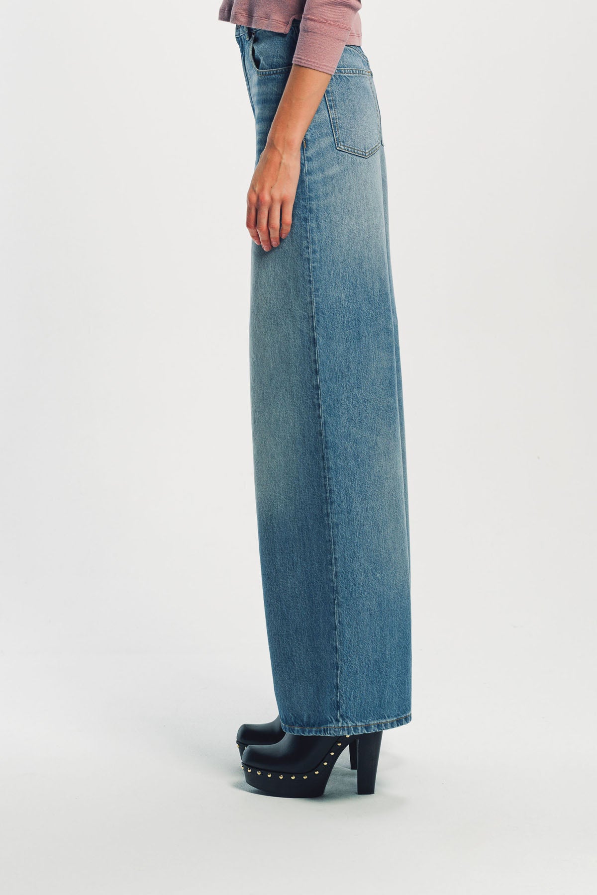 CHLOÉ | HIGH-RISE WIDE-LEG JEANS IN DENIM