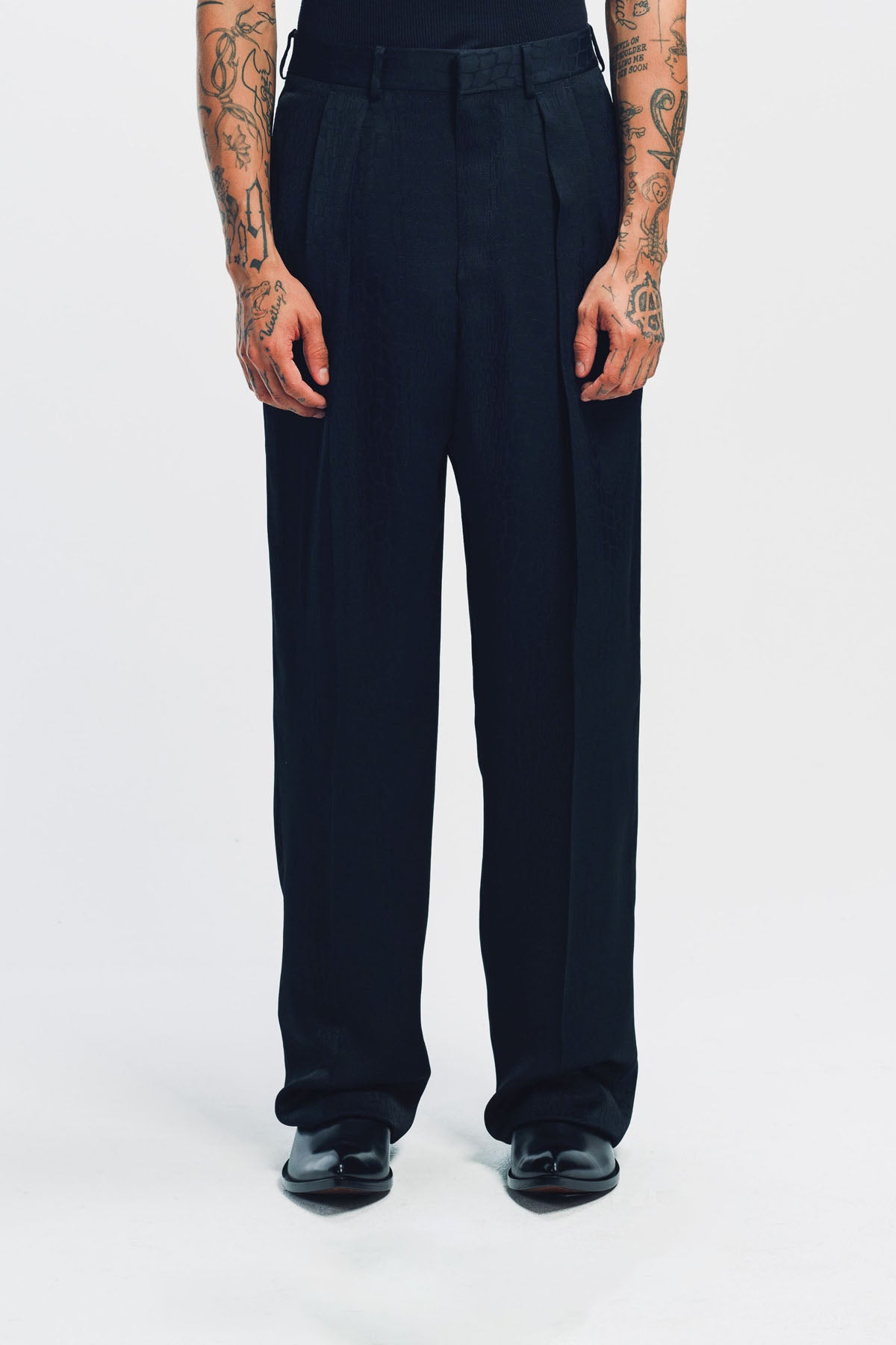 TOM FORD | GATOR JACQUARD PLEATED TROUSERS