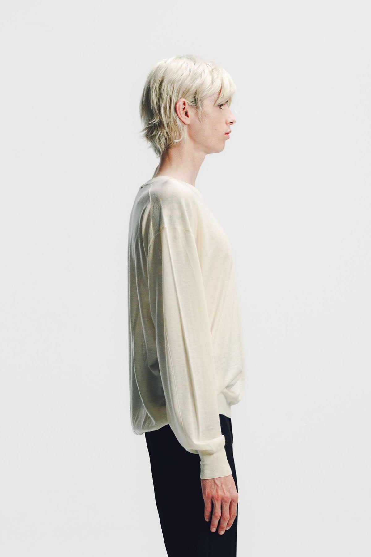 TOM FORD | CASHMERE V-NECK SWEATER