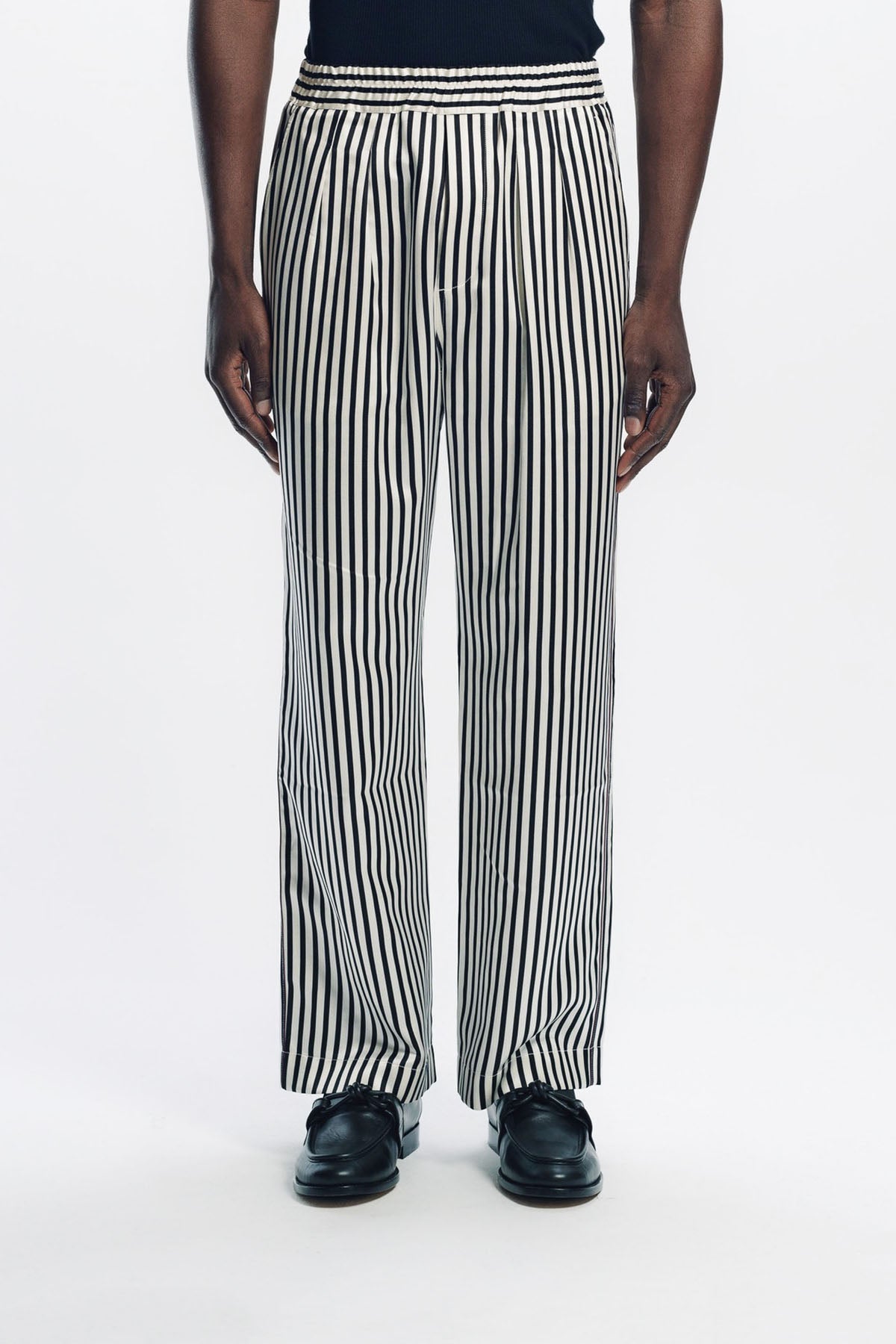 TOM FORD | BATON STRIPE FLUID SILK PLEATED LOUNGE PANTS