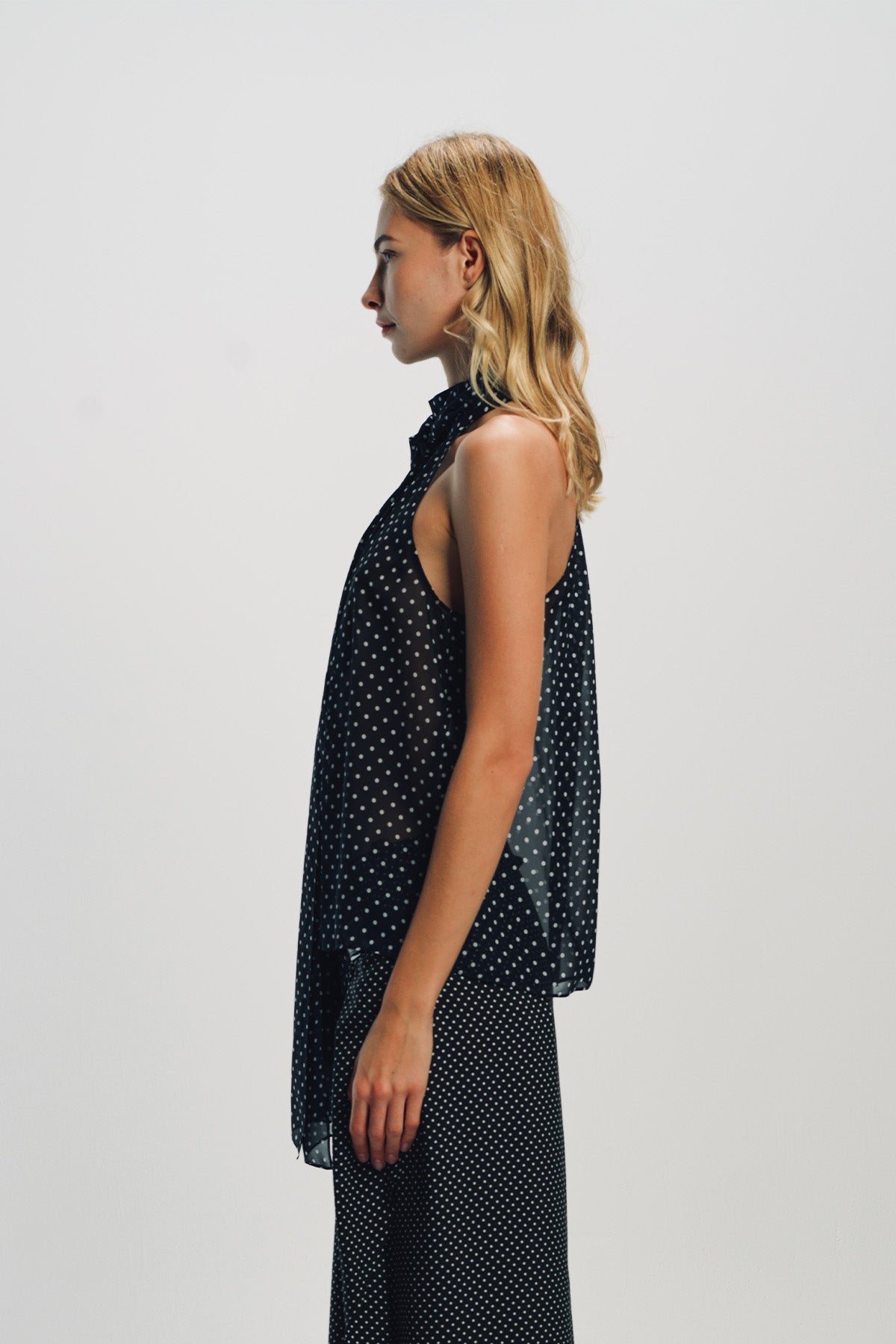 TOM FORD | POLKA DOT SILK GEORGETTE HALTERNECK LAVALLIERE TOP WITH PLISSE DETAIL