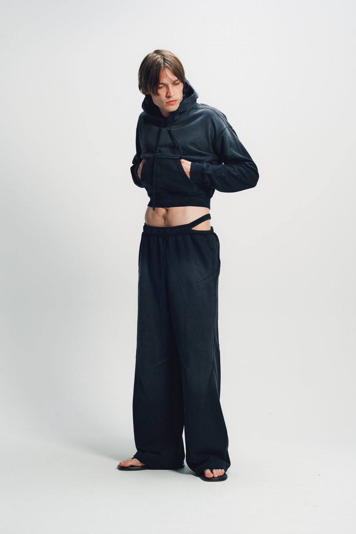 LOUIS GABRIEL NOUCHI | SUNWASH COTTON ASYMMETRICAL OPENING JOGGERS