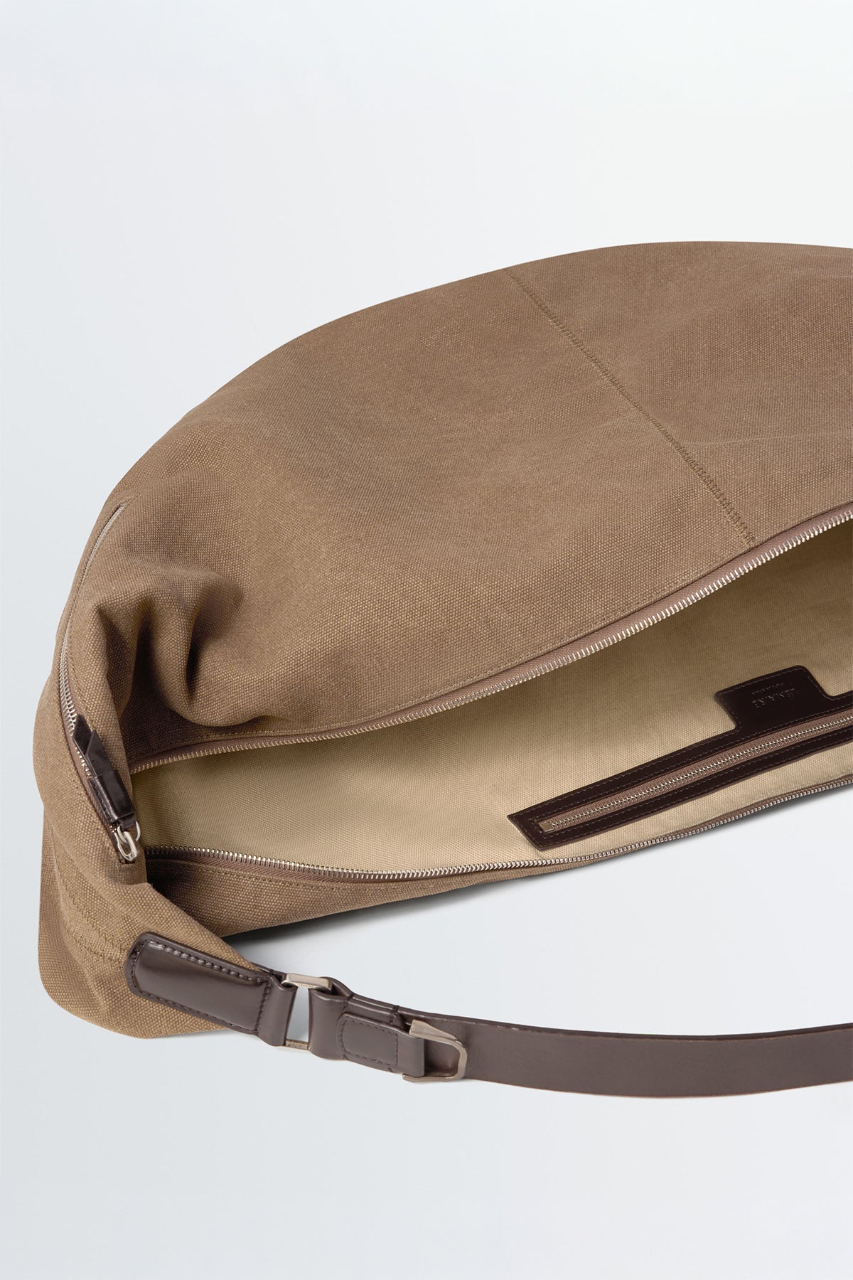 LEMAIRE | XL QUIVER CLIP BAG