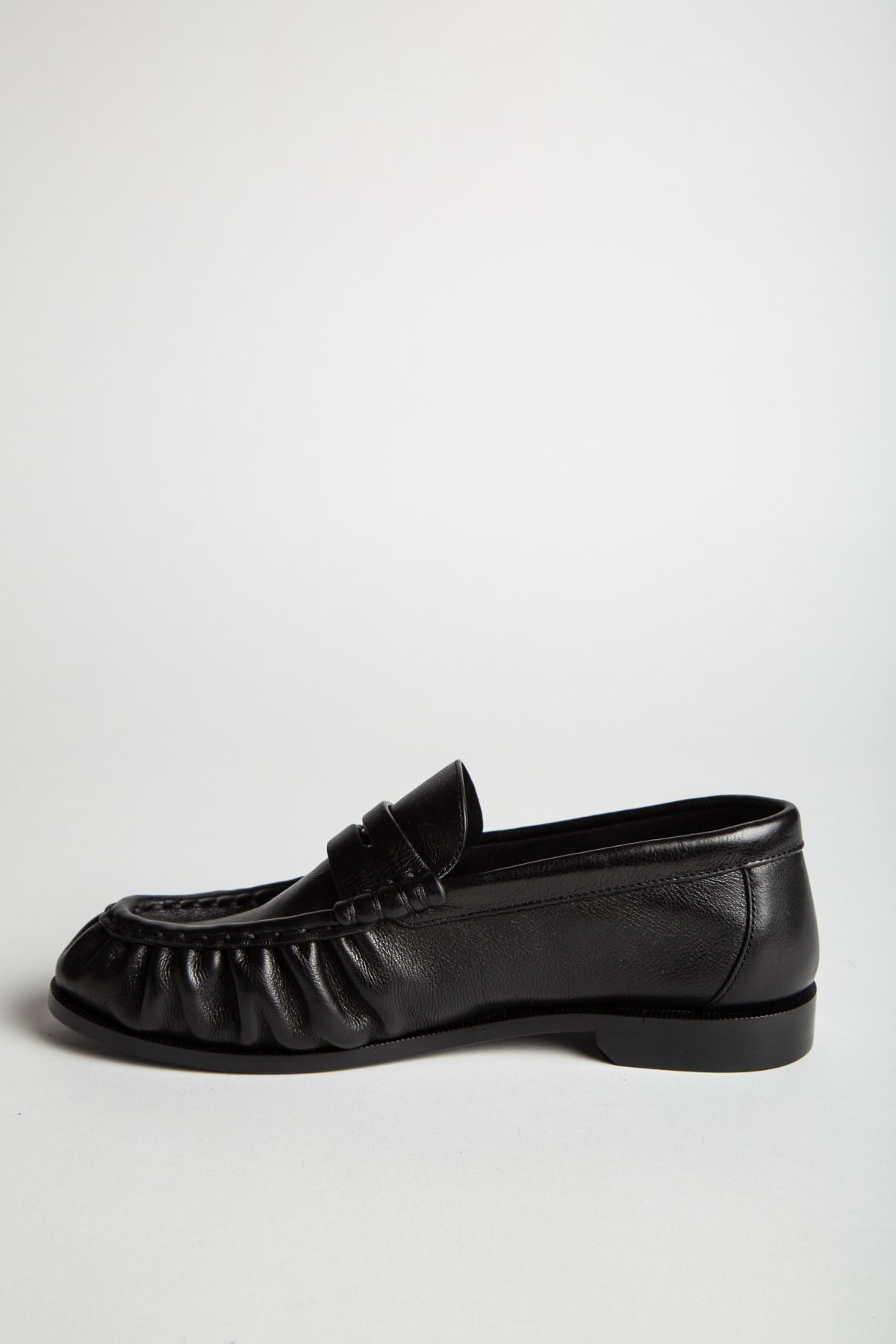 SAINT LAURENT | LE LOAFER SUPPLE IN MATTE LEATHER