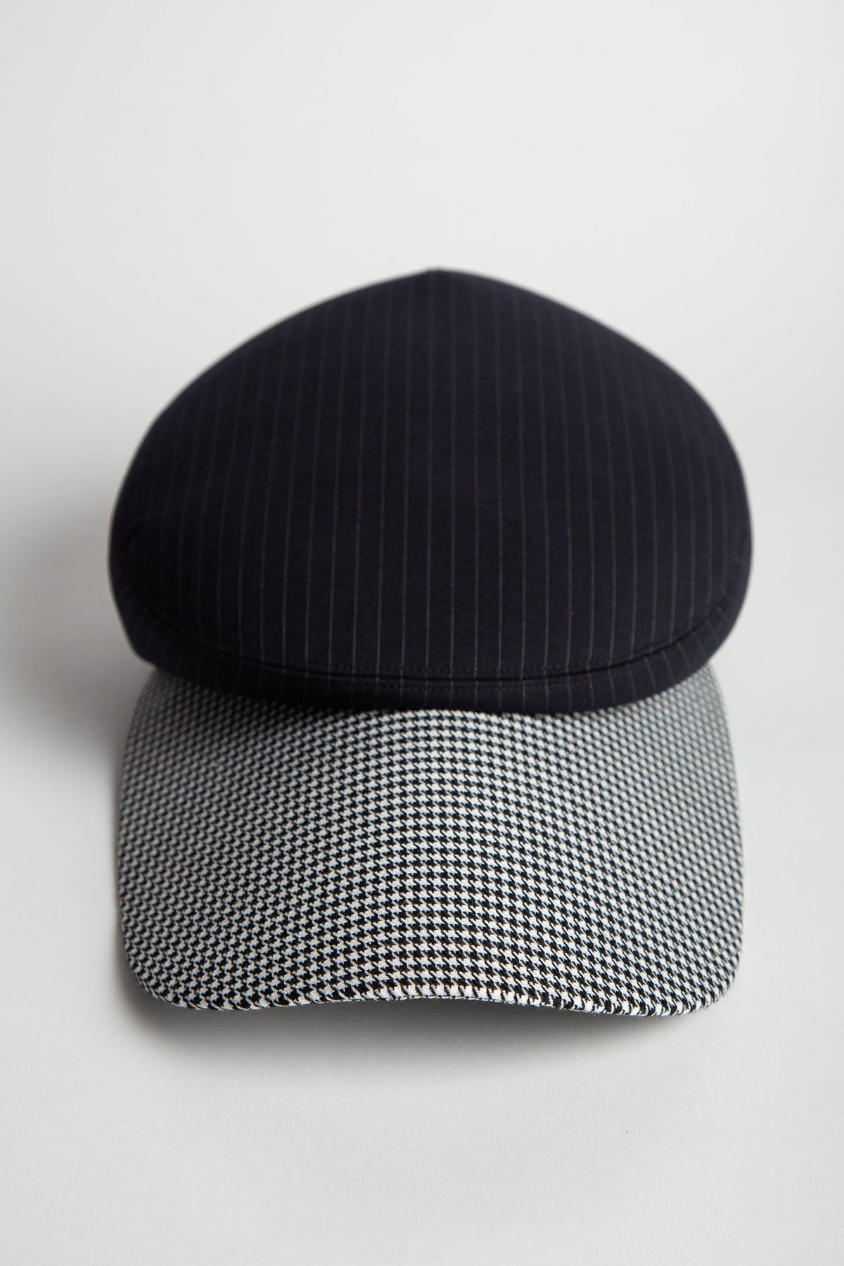 COMME DES GARCONS HOMME PLUS | OVERSIZED HAT