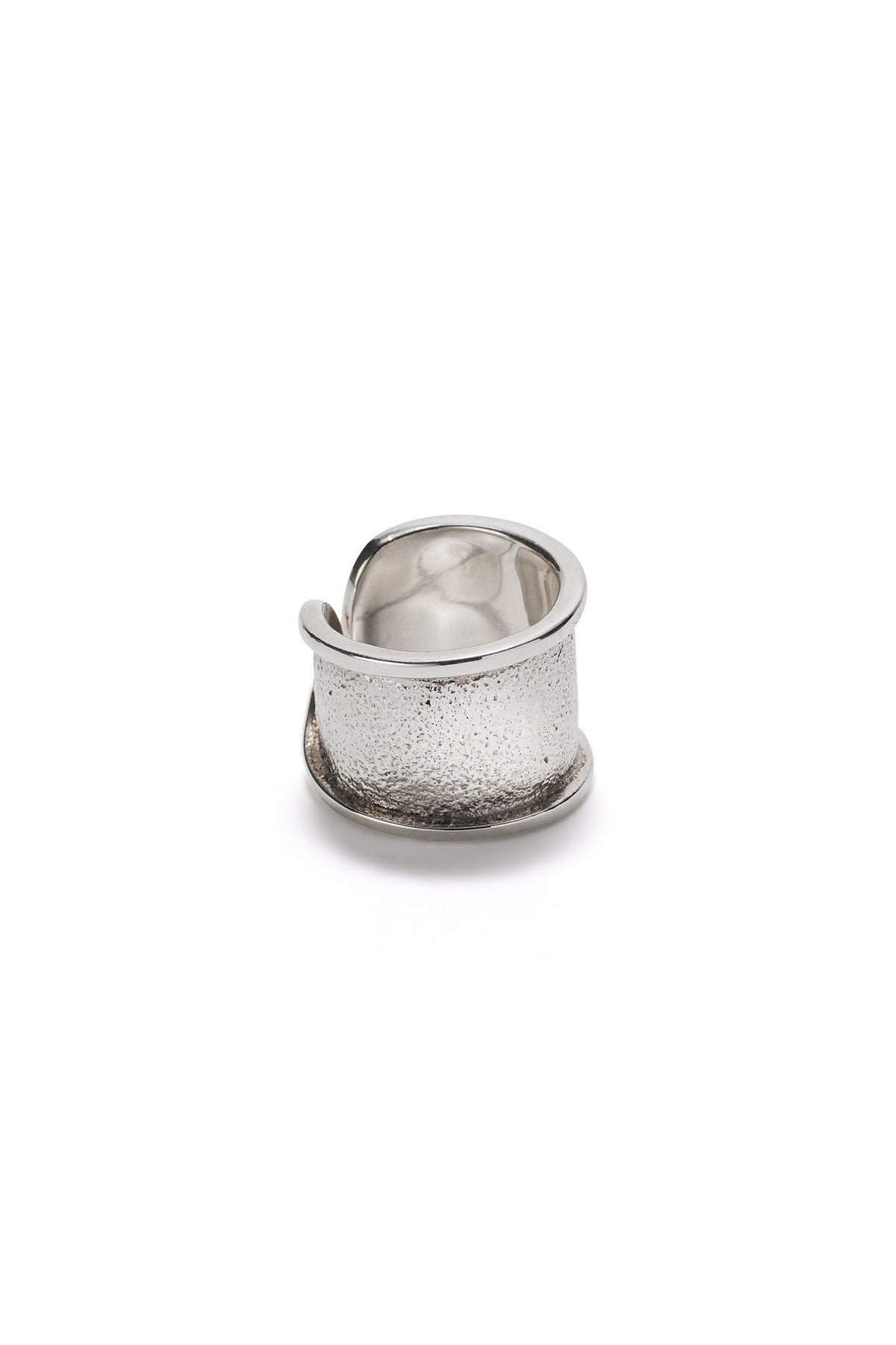 ELIZABETH HOOPER | DUST CIGAR RING