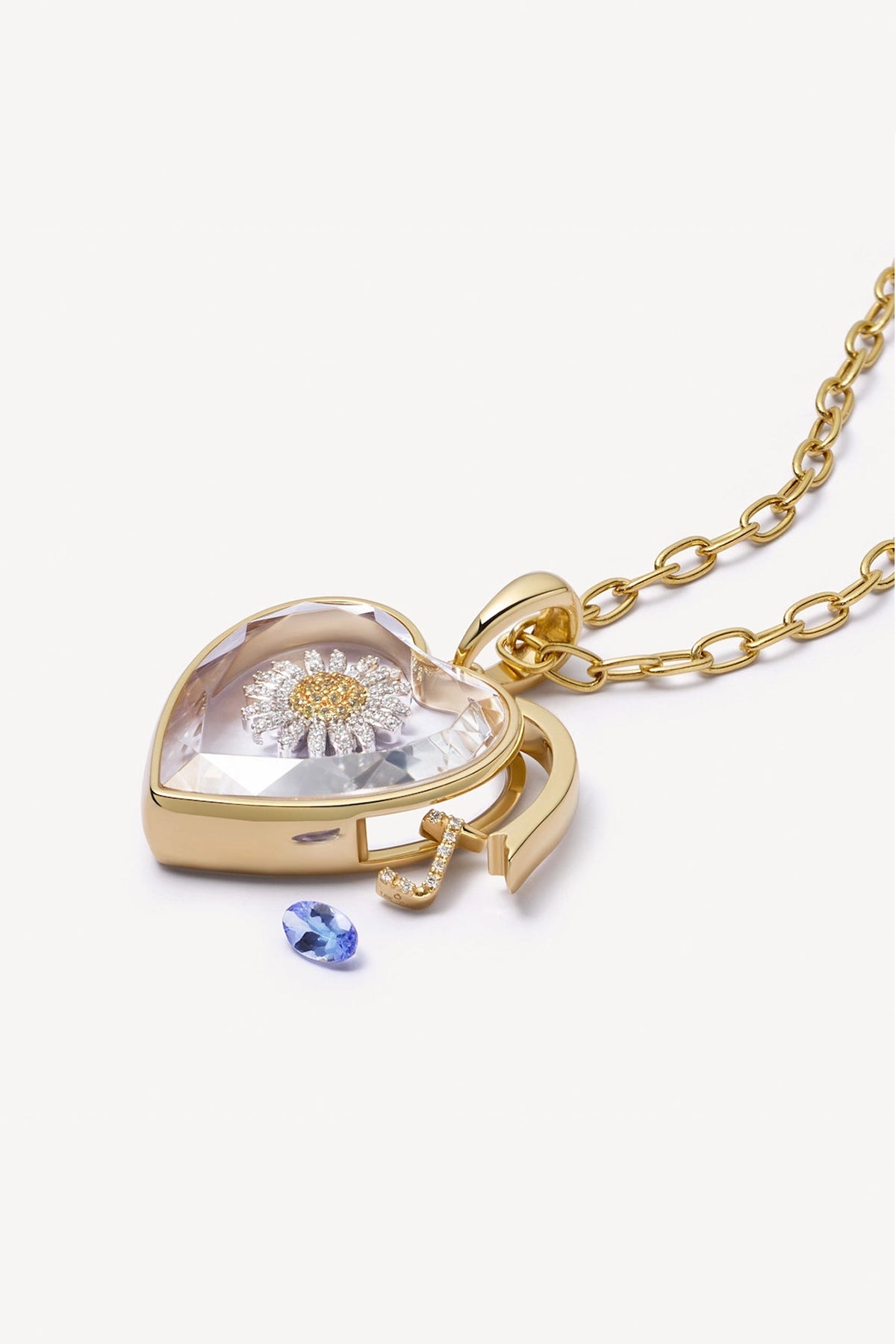 LOQUET LONDON | GOLD MIDI HEART LOCKET