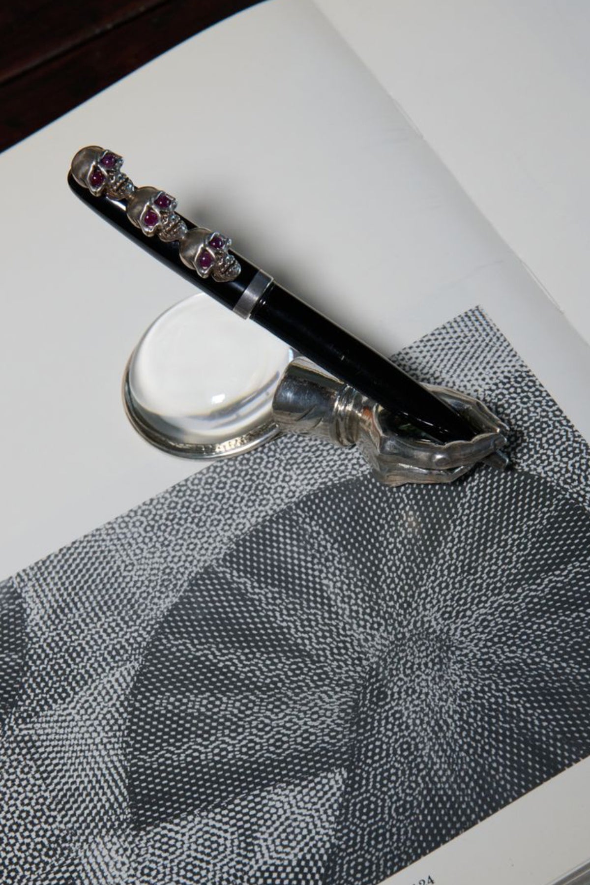 Renato Cipullo | Ruby Skull Pen