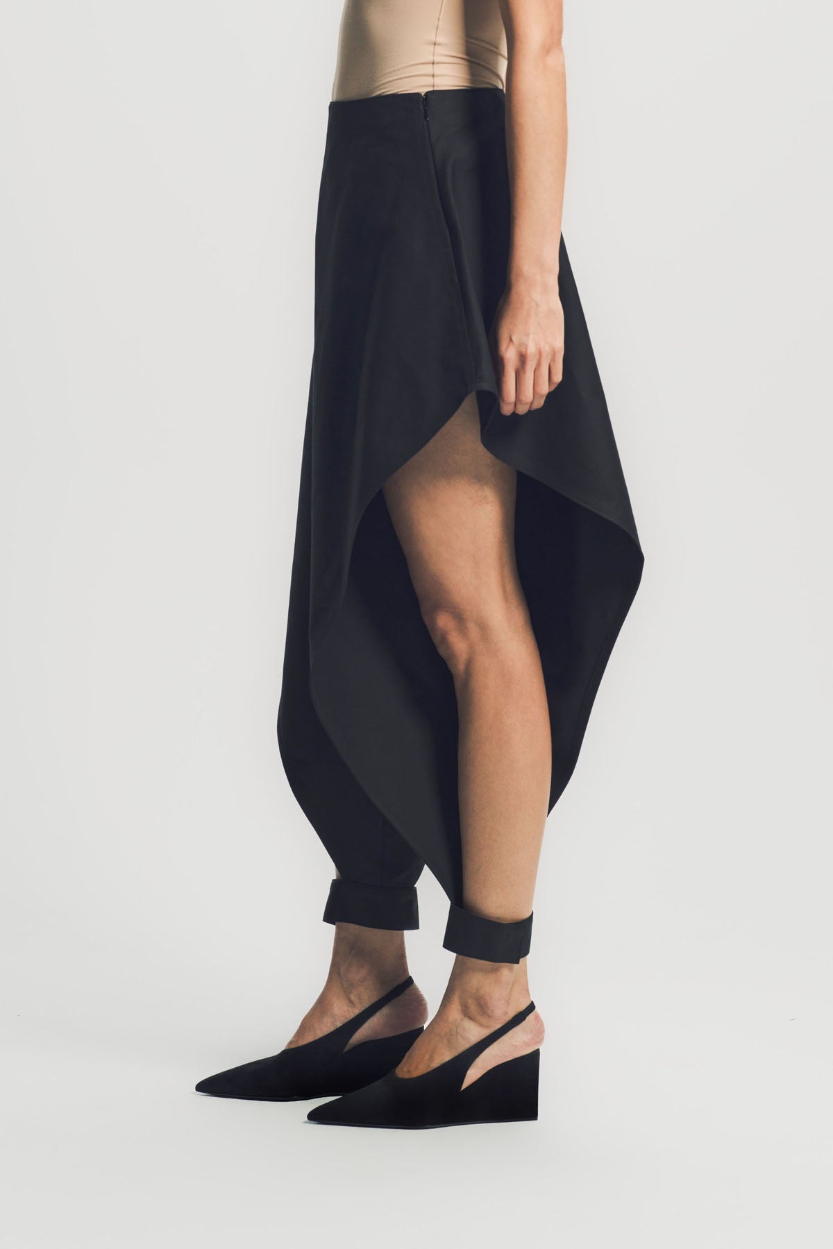 ALAÏA | POINTED PANTS