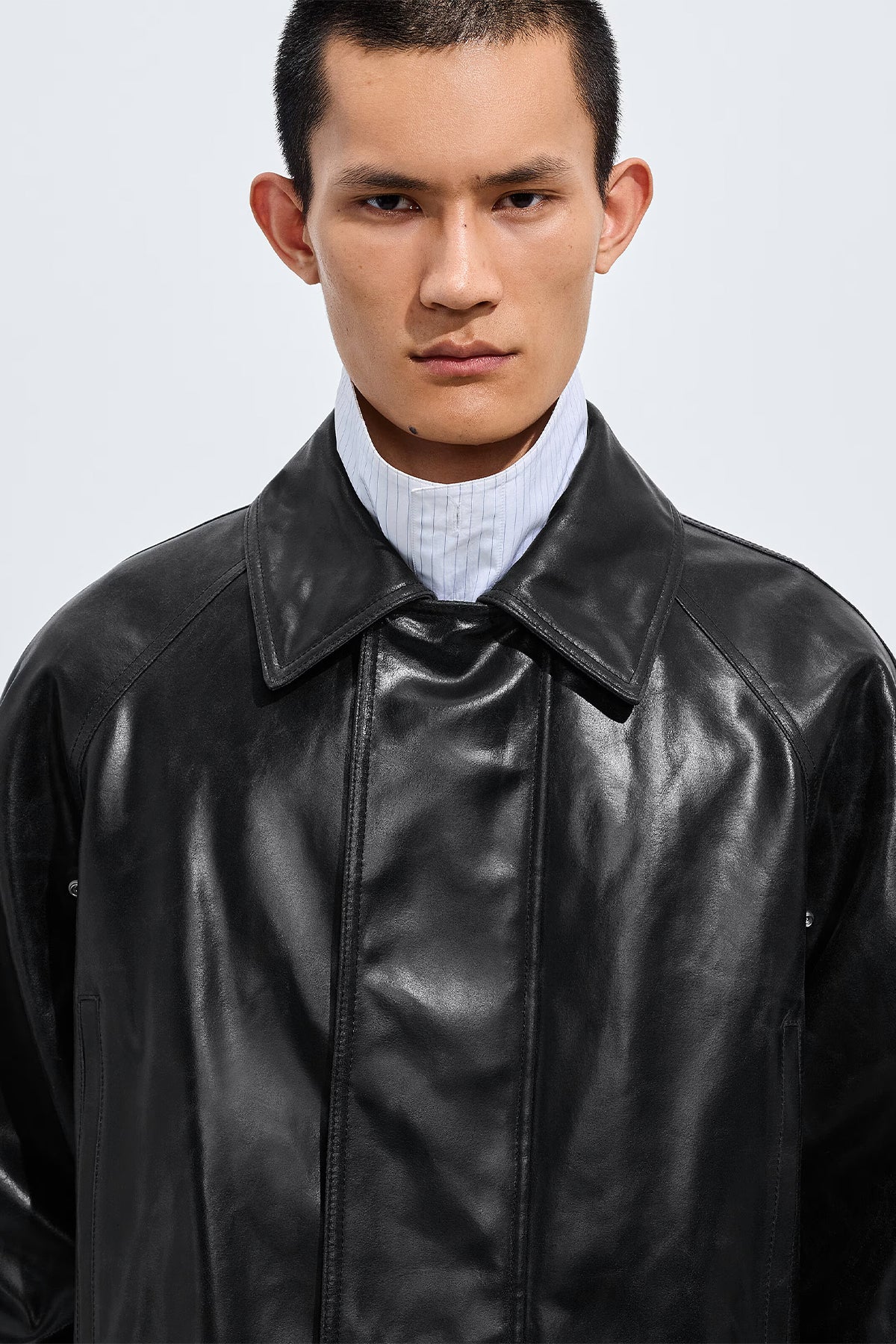 BOTTEGA VENETA | CRACKED LEATHER JACKET