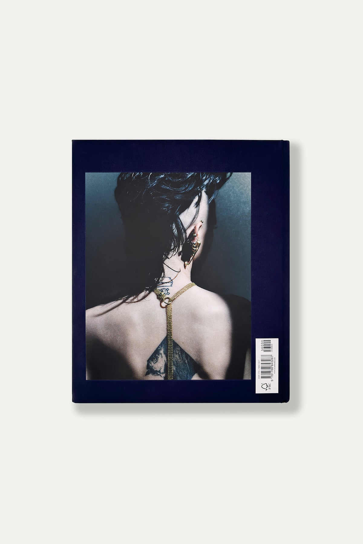 HANNAH MARTIN | ICONOCLAST