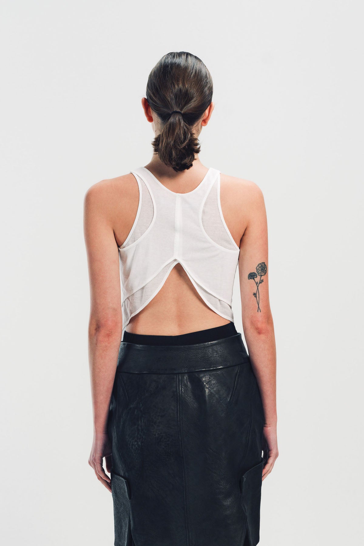 YEHUAFAN | V-BACK TANK TOP