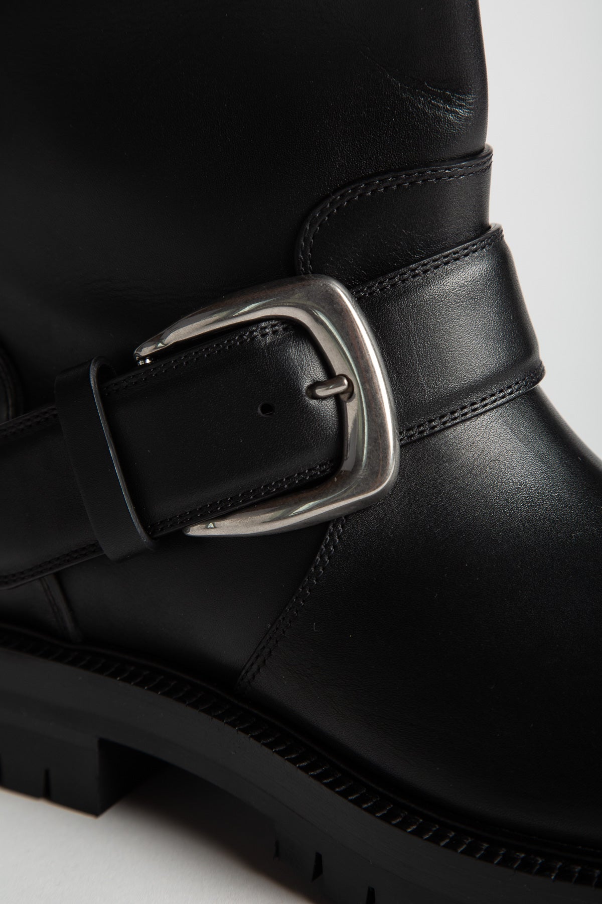 MAISON MARGIELA | TABI COUNTY BUCKLE ANKLE BOOTS