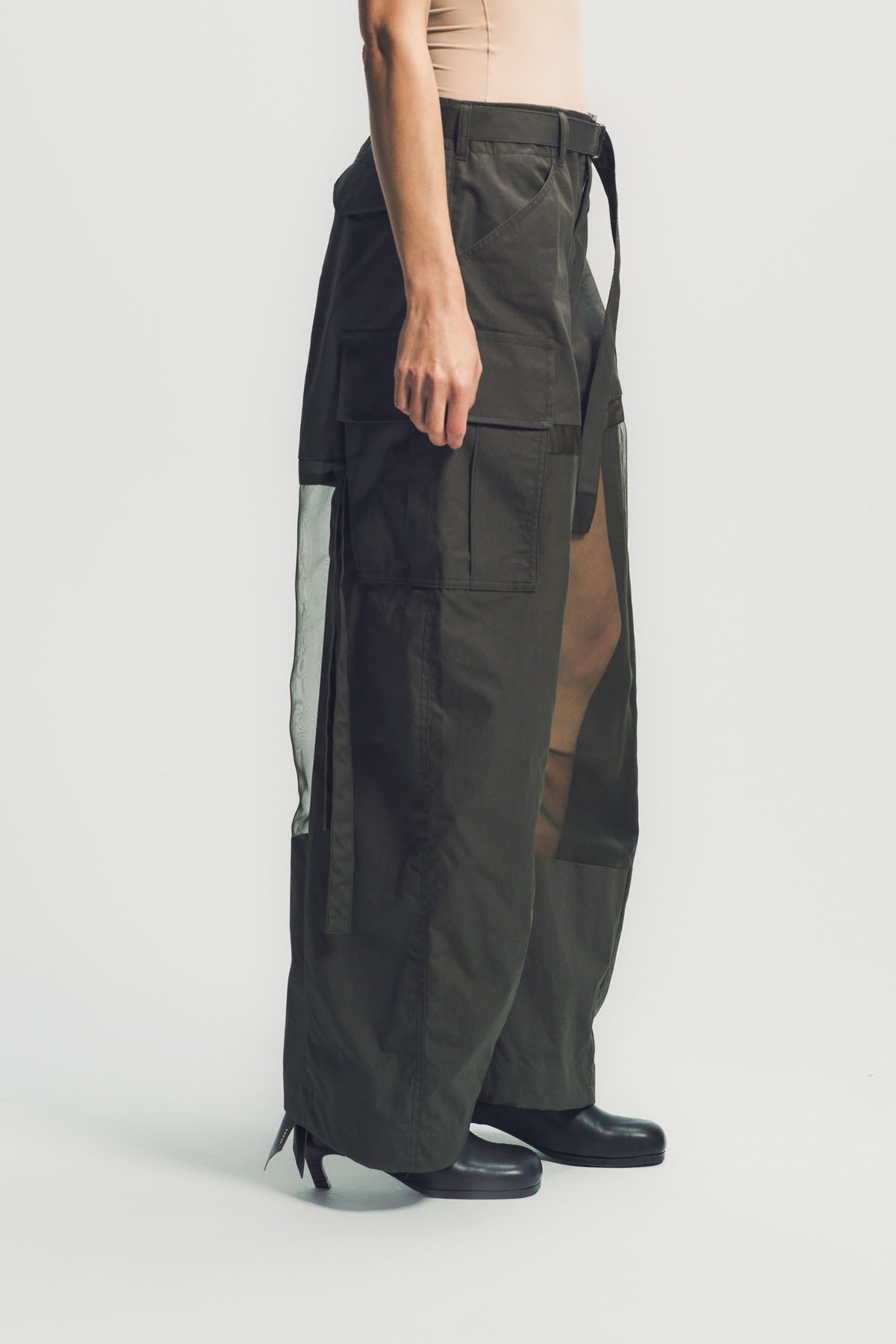 SACAI | COTTON COATING PANTS
