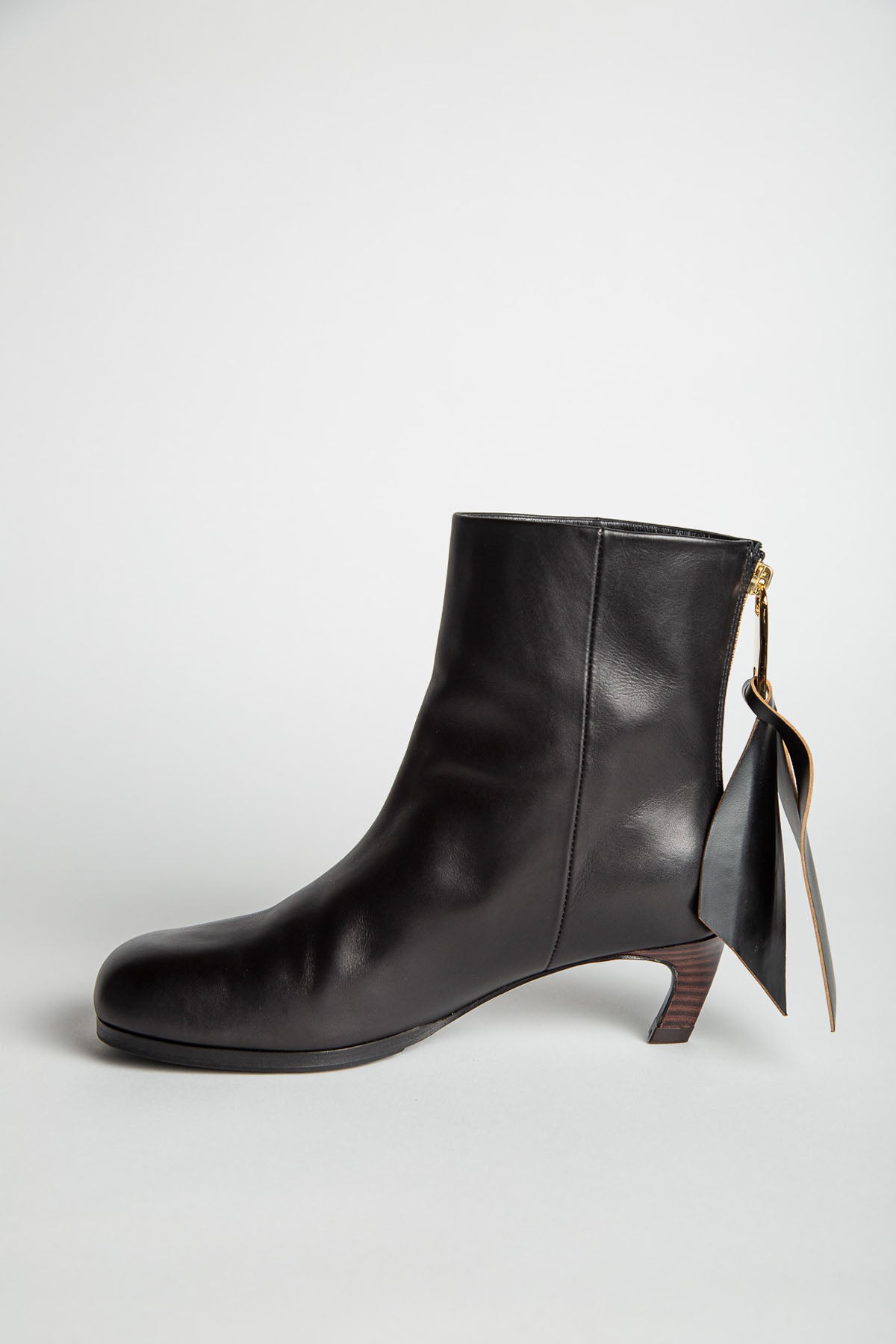 SACAI | PULLER SHORT BOOTS