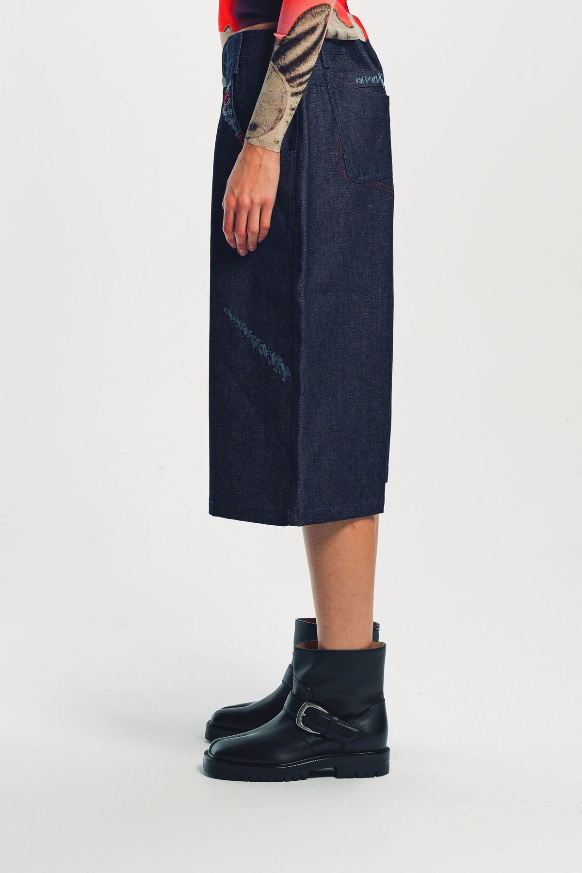 PAULA CANOVAS DEL VAS | CRUSH DENIM SHORTS