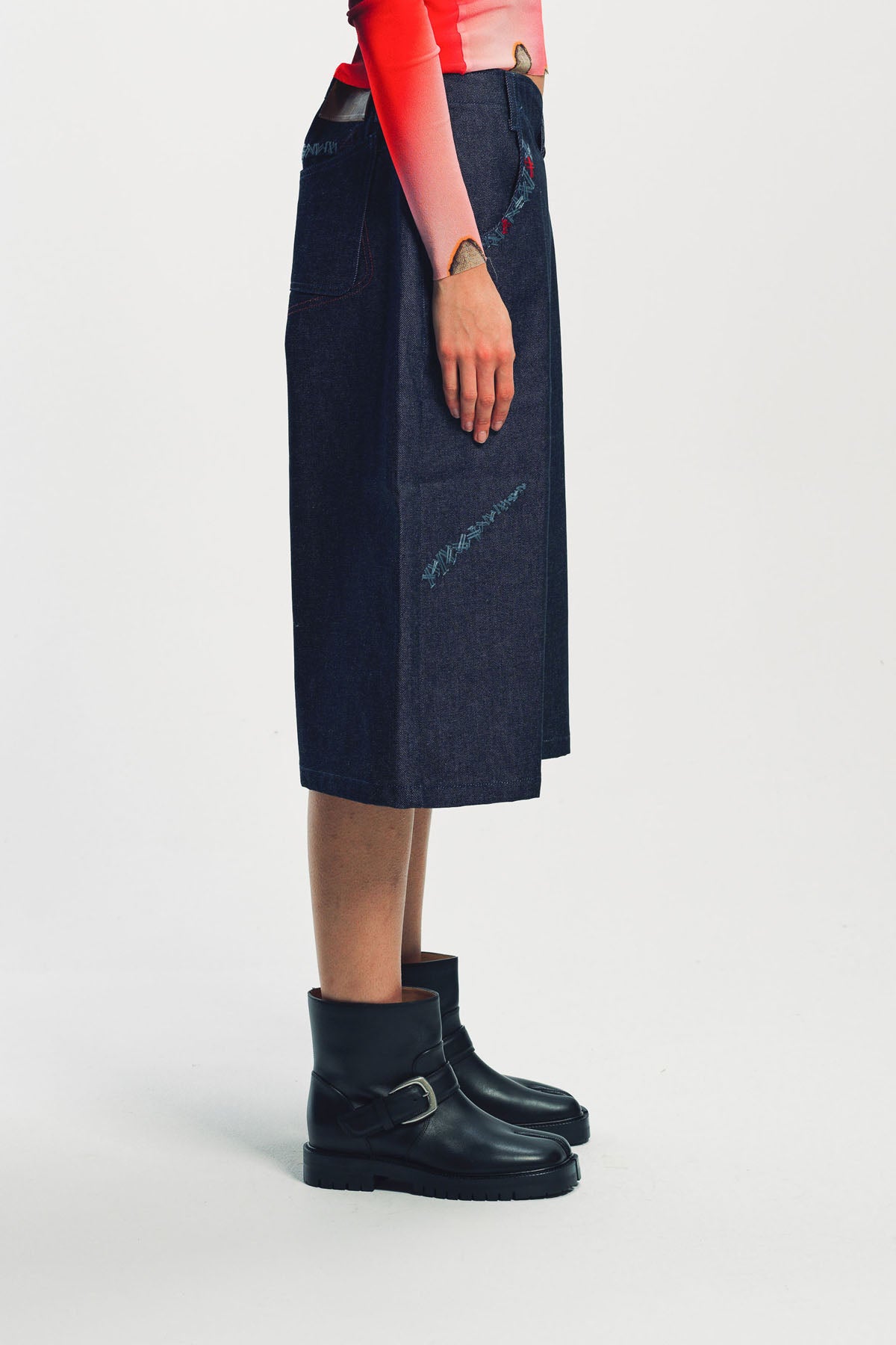 PAULA CANOVAS DEL VAS | CRUSH DENIM SHORTS