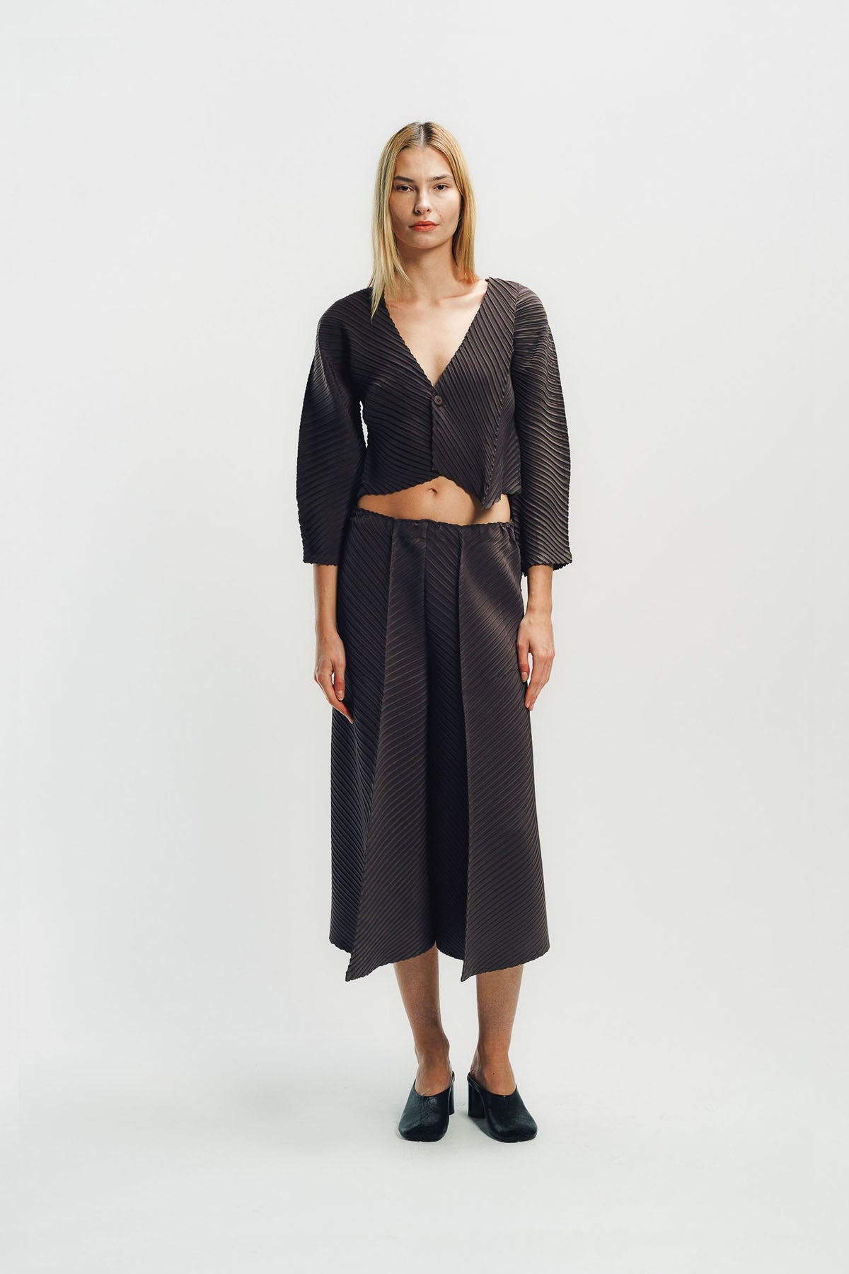 ISSEY MIYAKE PRESSED FLORA PLEATS スカート Issey Miyake Pressed Flora Pleats Long Dress - Peony | Garmentory