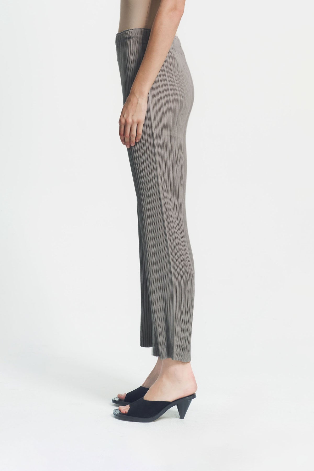 ISSEY MIYAKE | HATCHING PLEATS PANTS ISSEY MIYAKE | HATCHING PLEATS PANTS